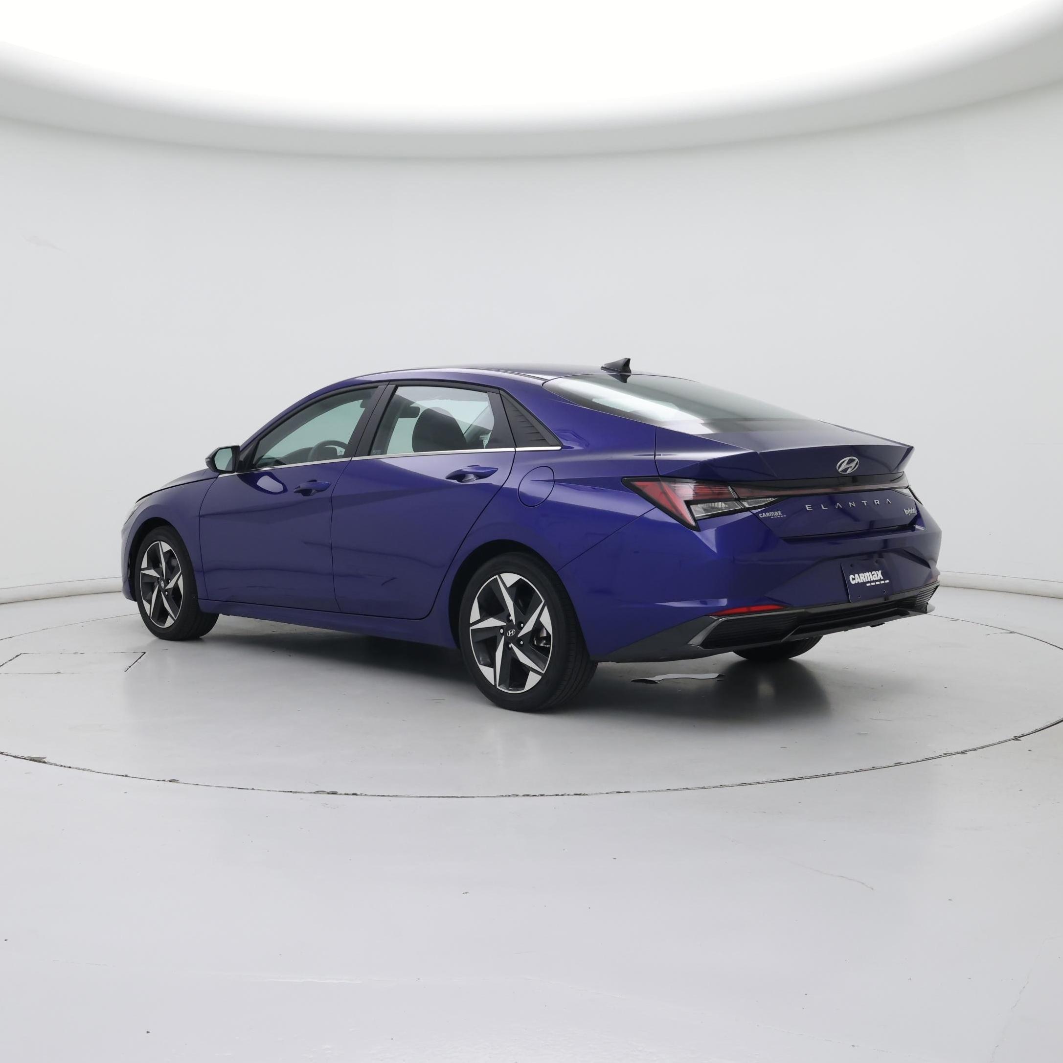 Thumbnail: 2022 Hyundai Elantra - 2