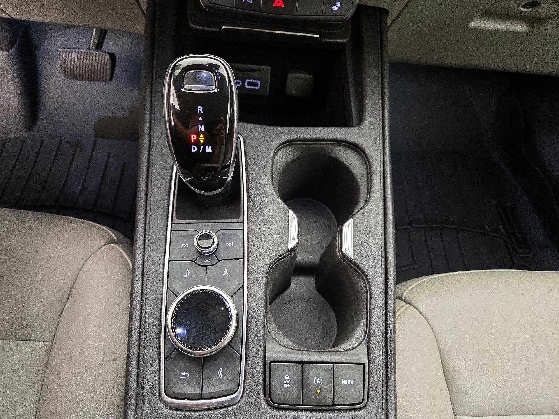Thumbnail: 2020 Cadillac XT4 - 18