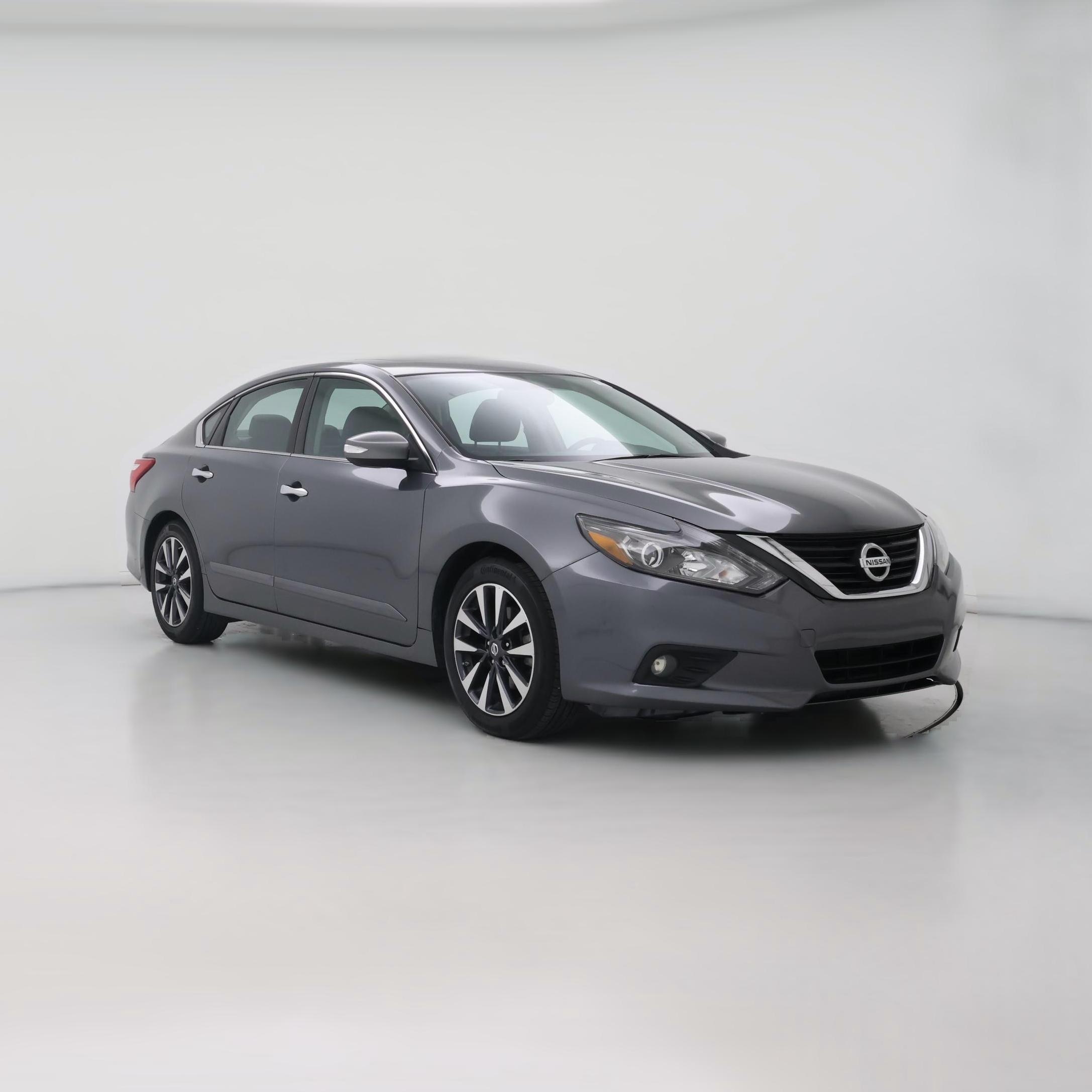 Thumbnail: 2016 Nissan Altima - 1