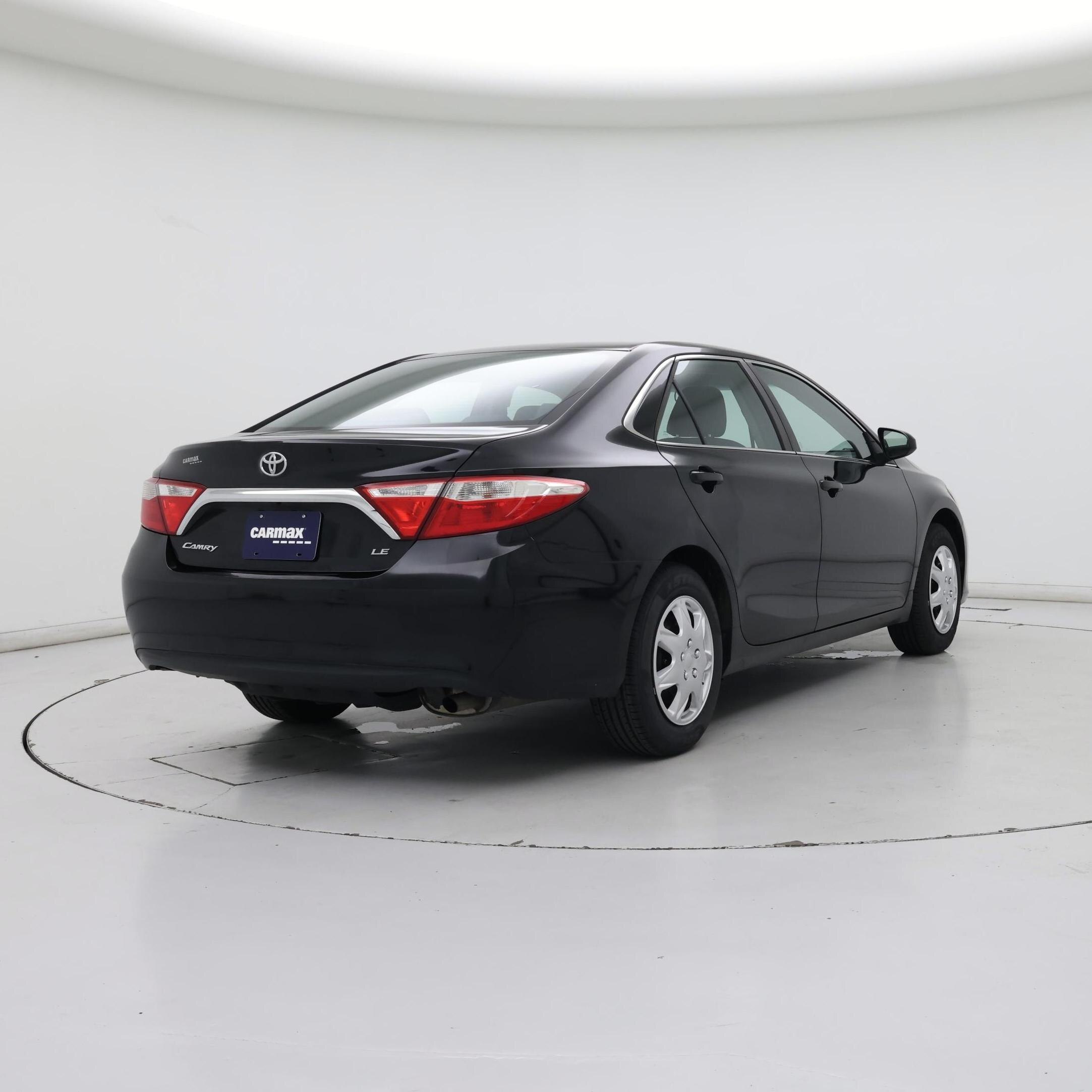 Thumbnail: 2017 Toyota Camry - 8