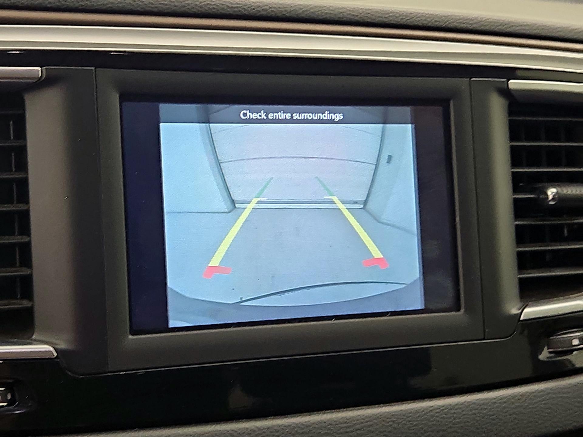 Thumbnail: 2019 Chrysler Pacifica - 14