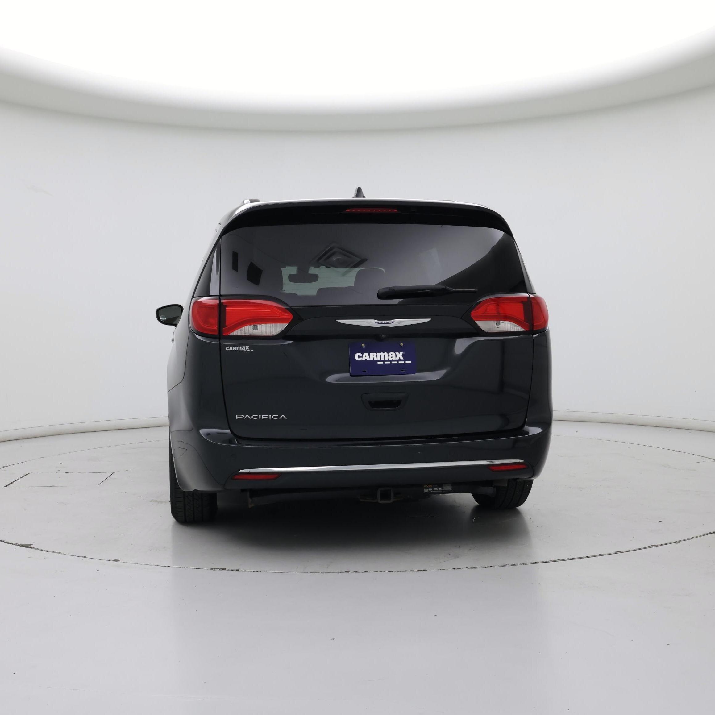 Thumbnail: 2019 Chrysler Pacifica - 6