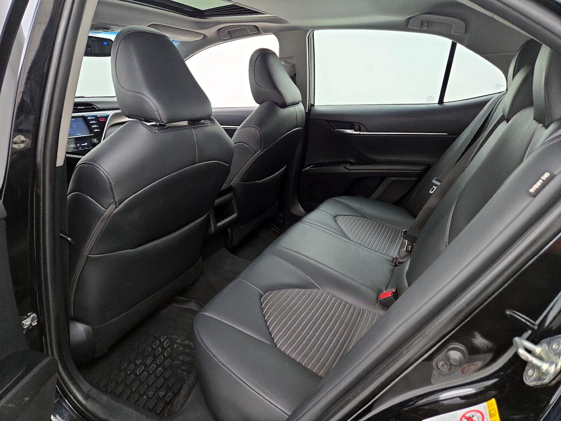 Thumbnail: 2018 Toyota Camry - 20