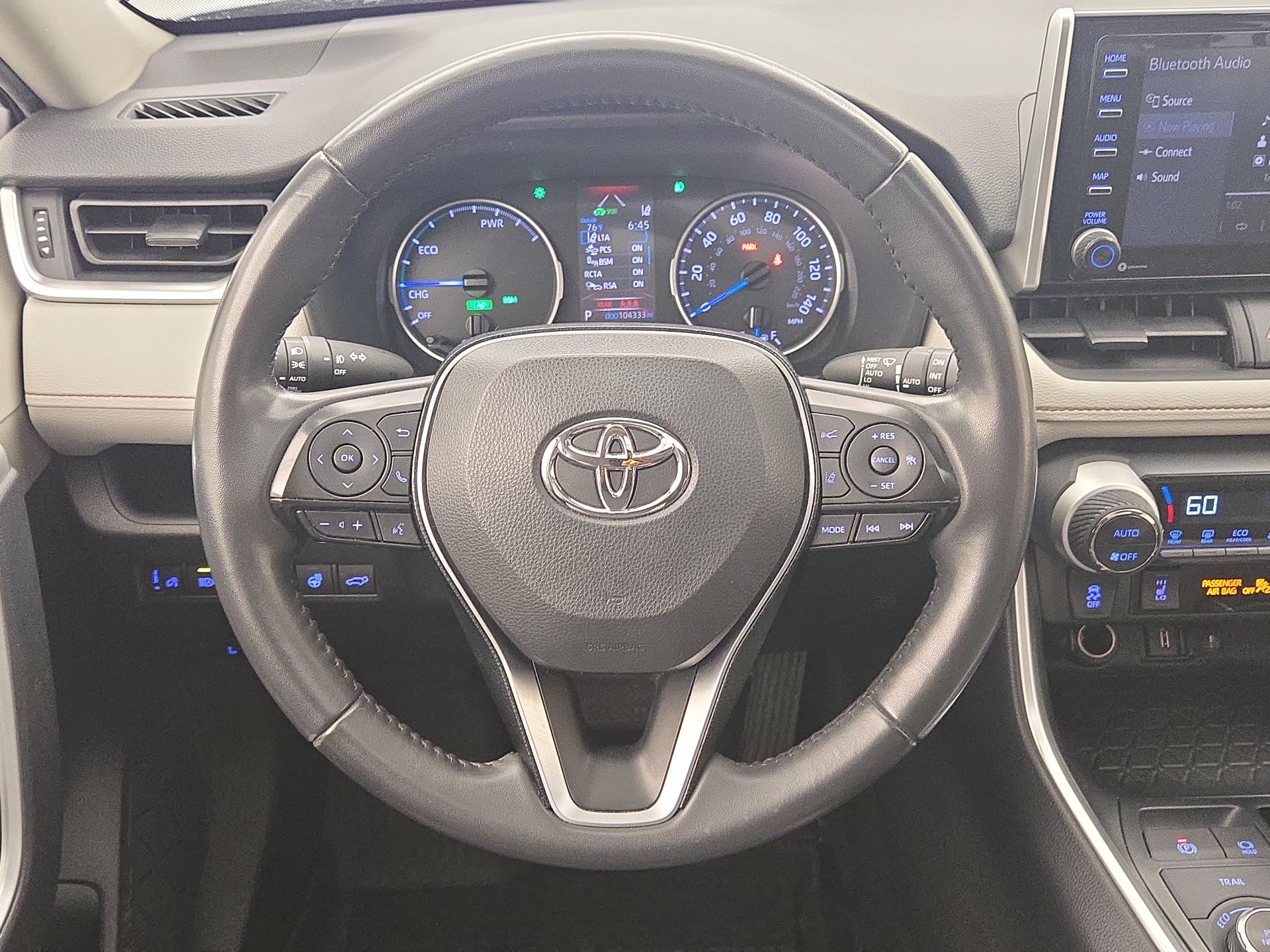 Thumbnail: 2020 Toyota RAV4 - 10