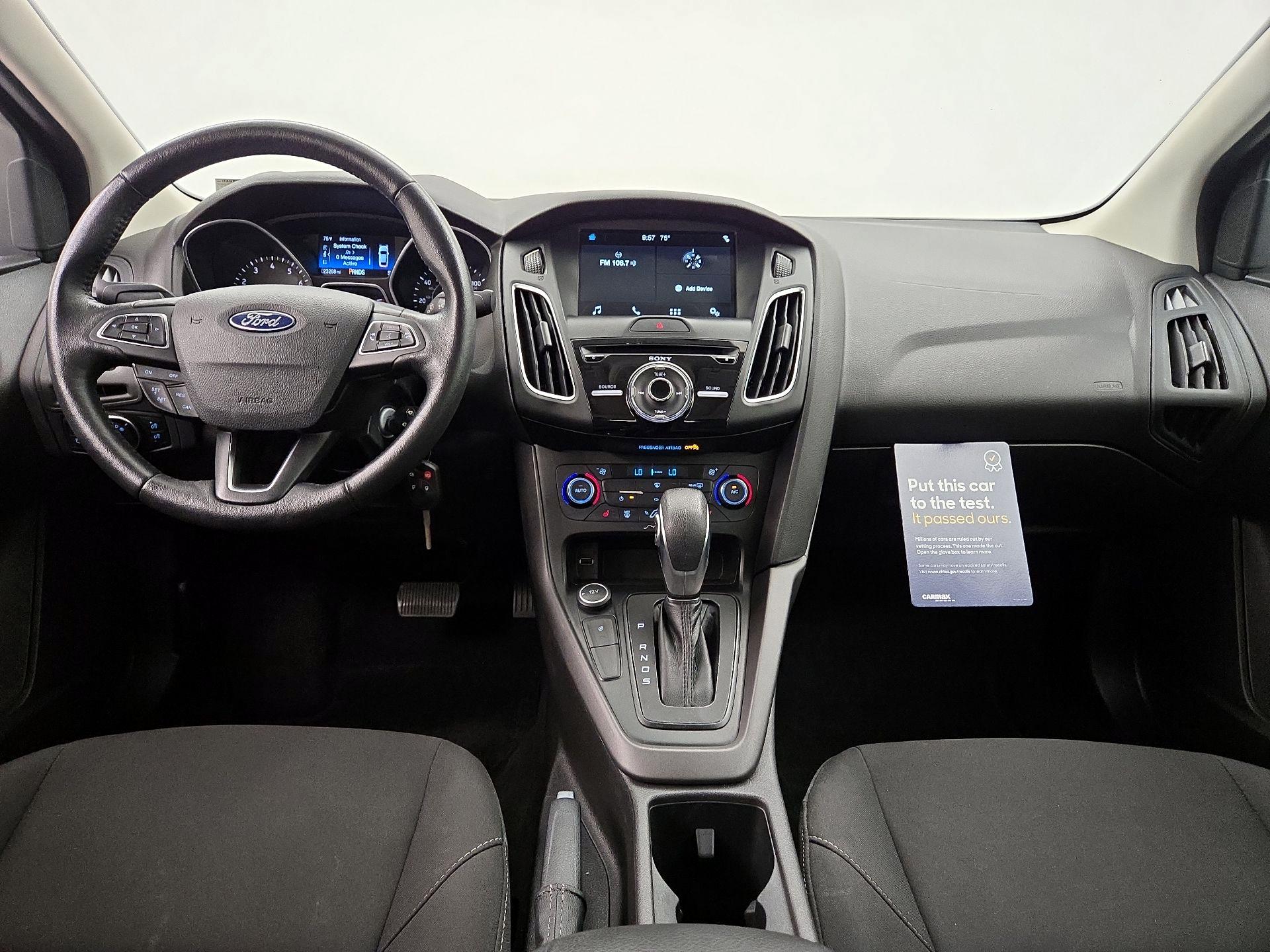 Thumbnail: 2017 Ford Focus - 9