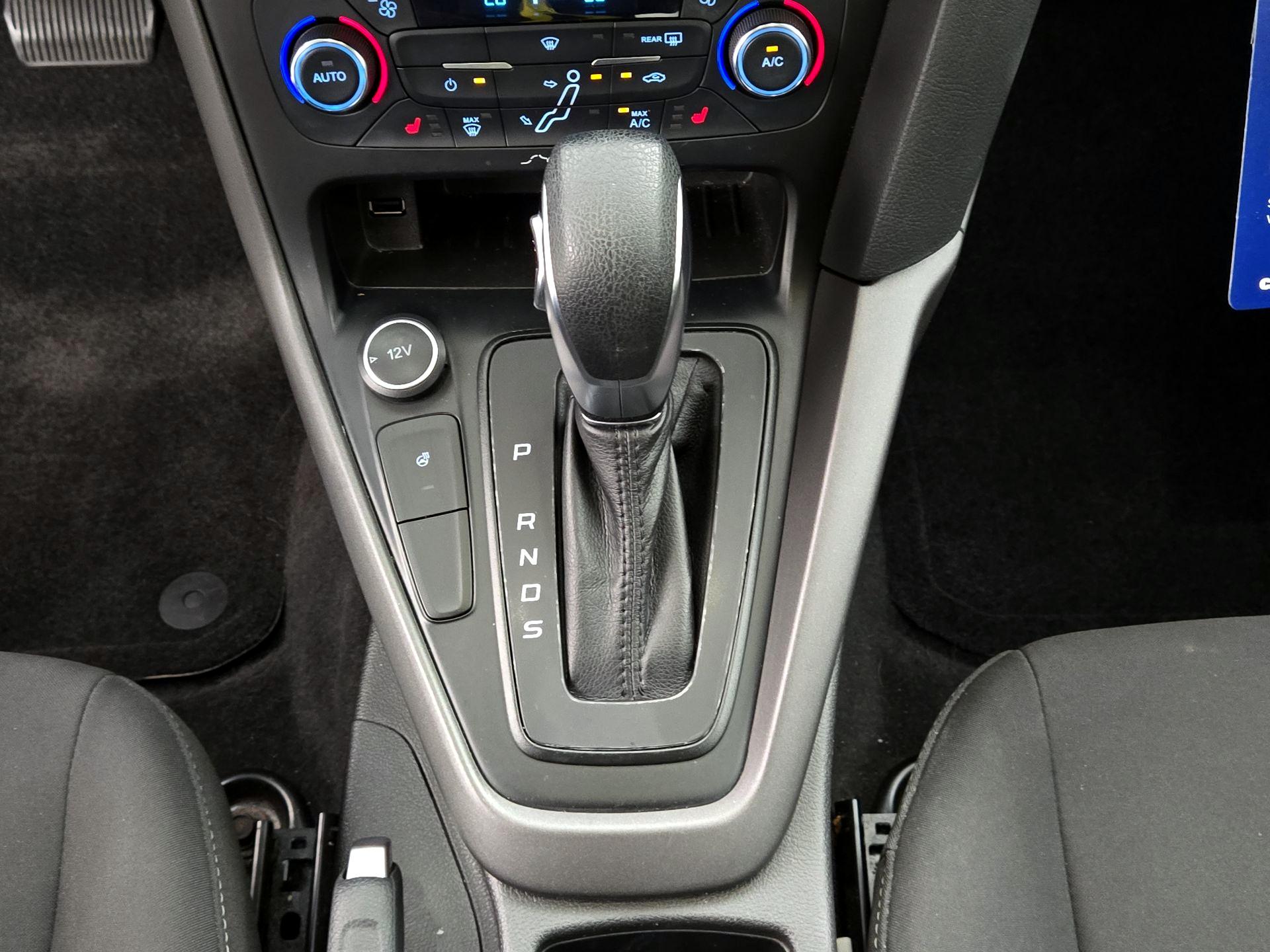 Thumbnail: 2017 Ford Focus - 17
