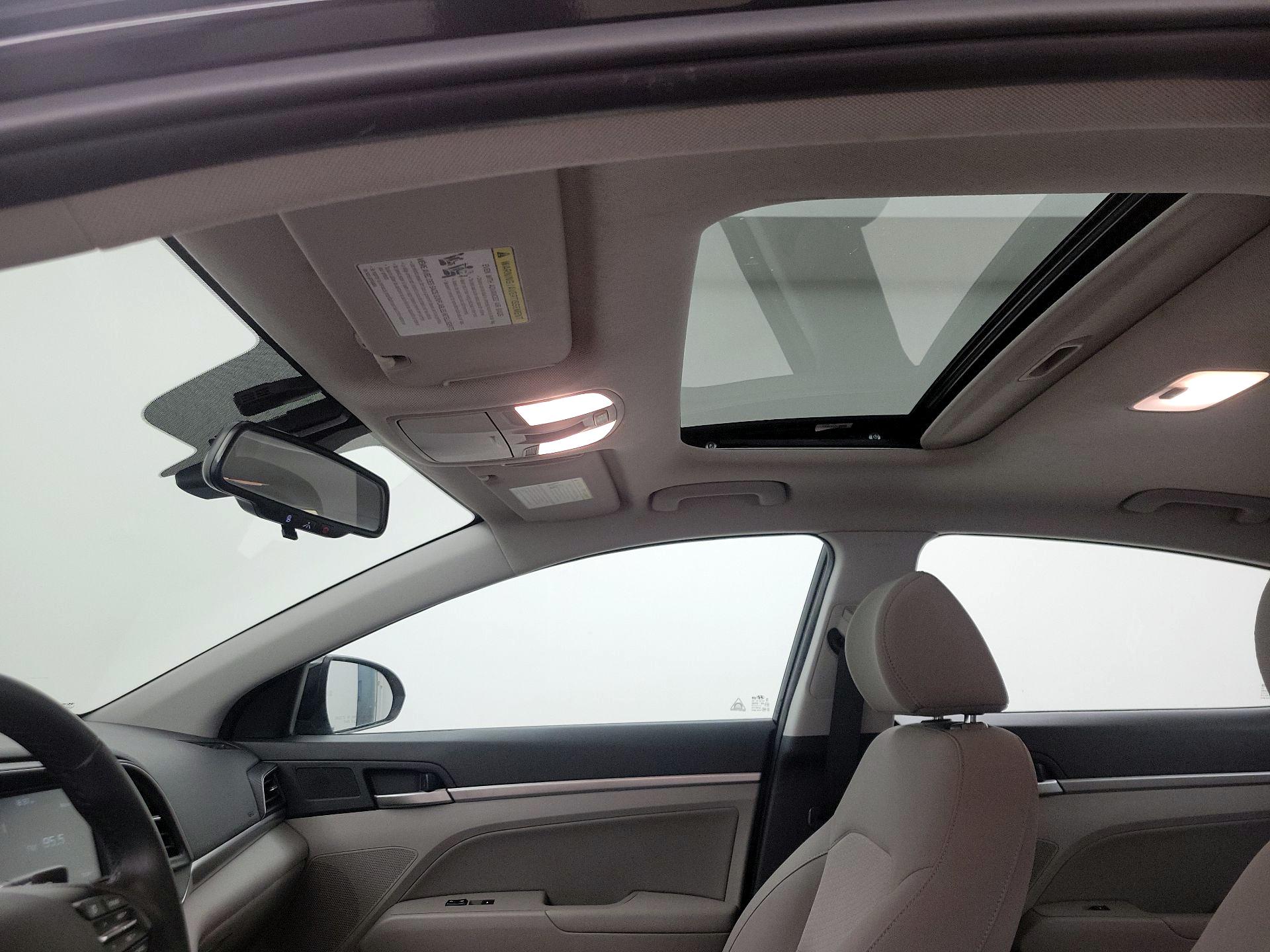 Thumbnail: 2020 Hyundai Elantra - 19