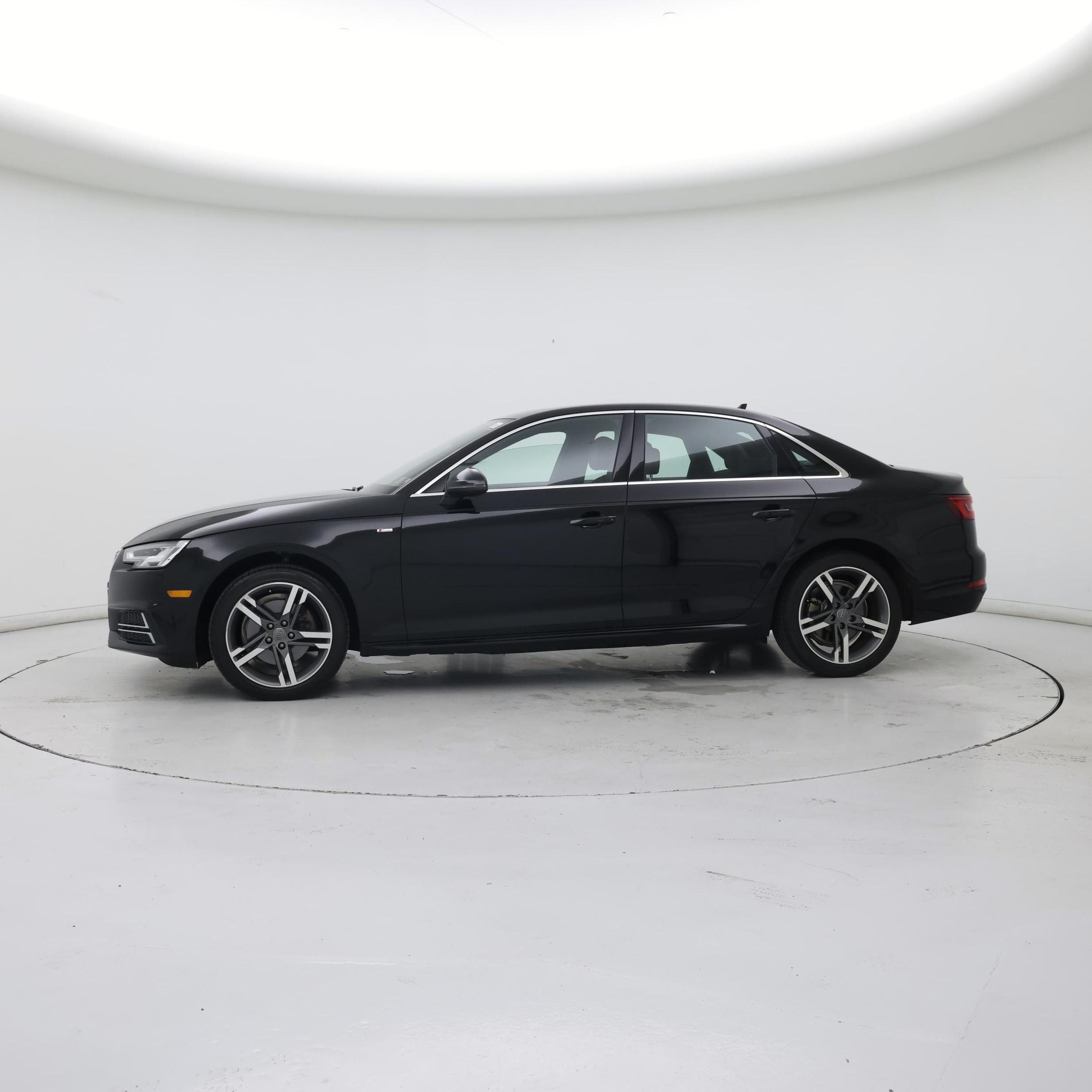 Thumbnail: 2018 Audi A4 - 3