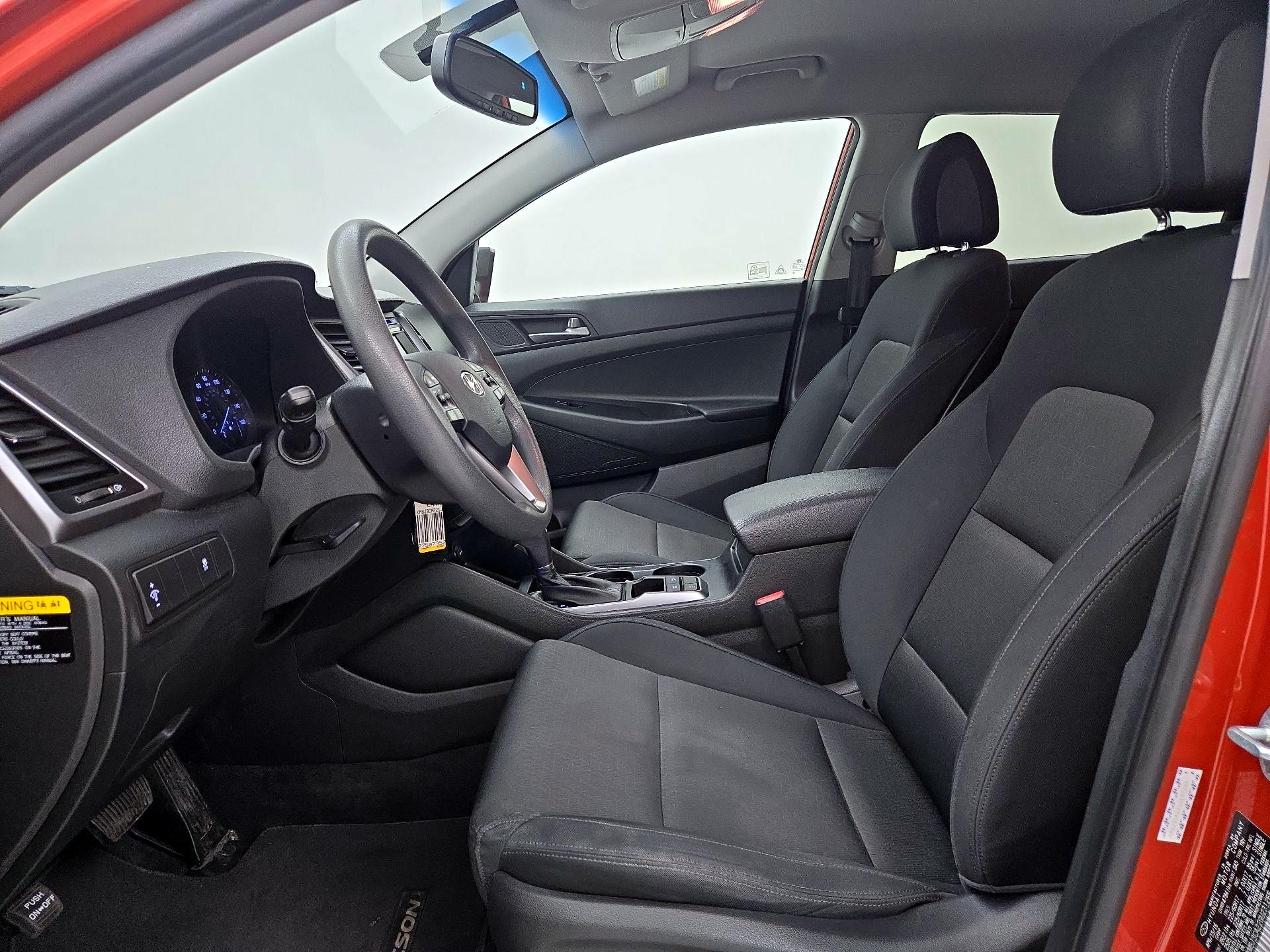 Thumbnail: 2016 Hyundai Tucson - 11