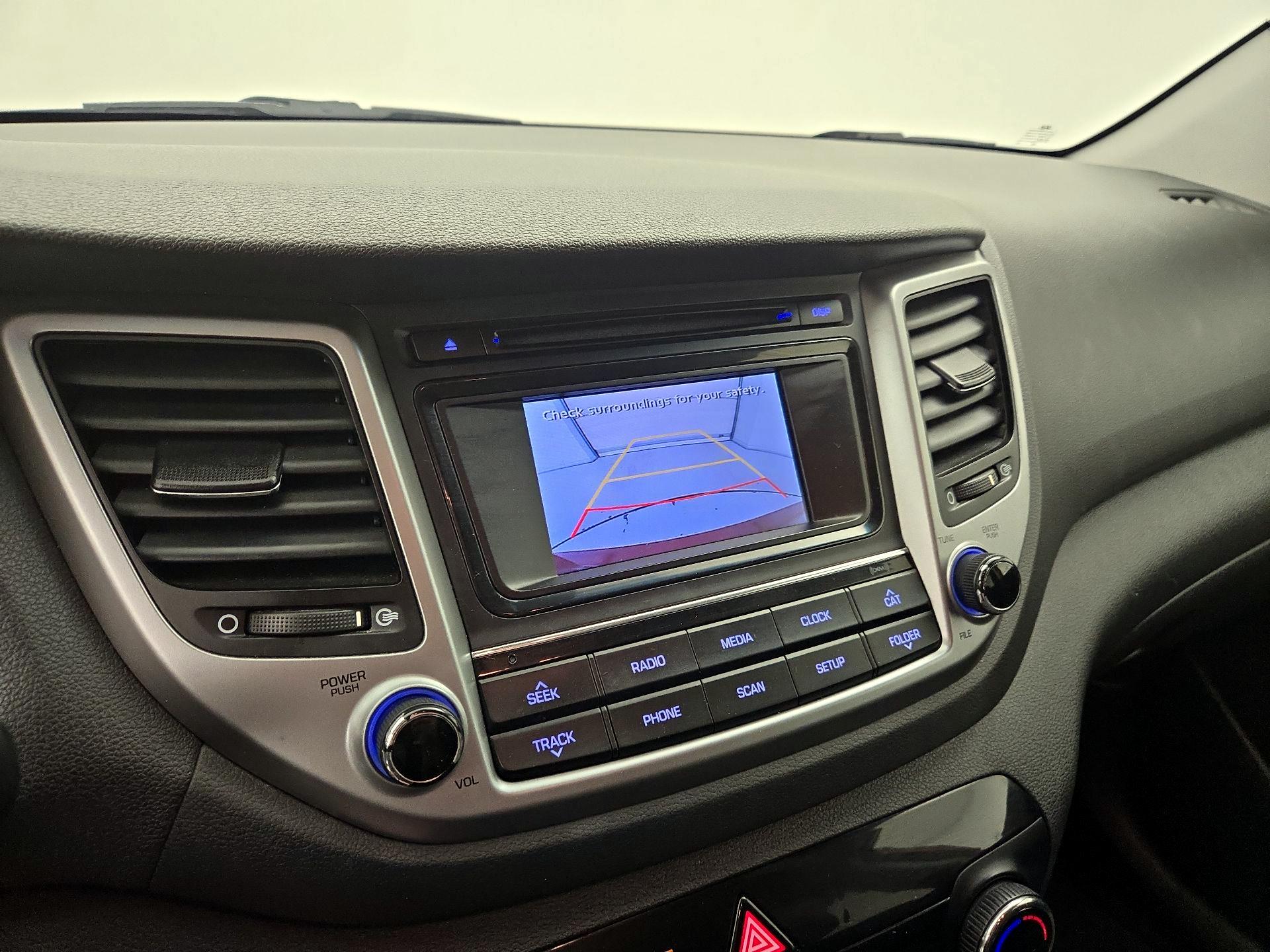 Thumbnail: 2016 Hyundai Tucson - 14