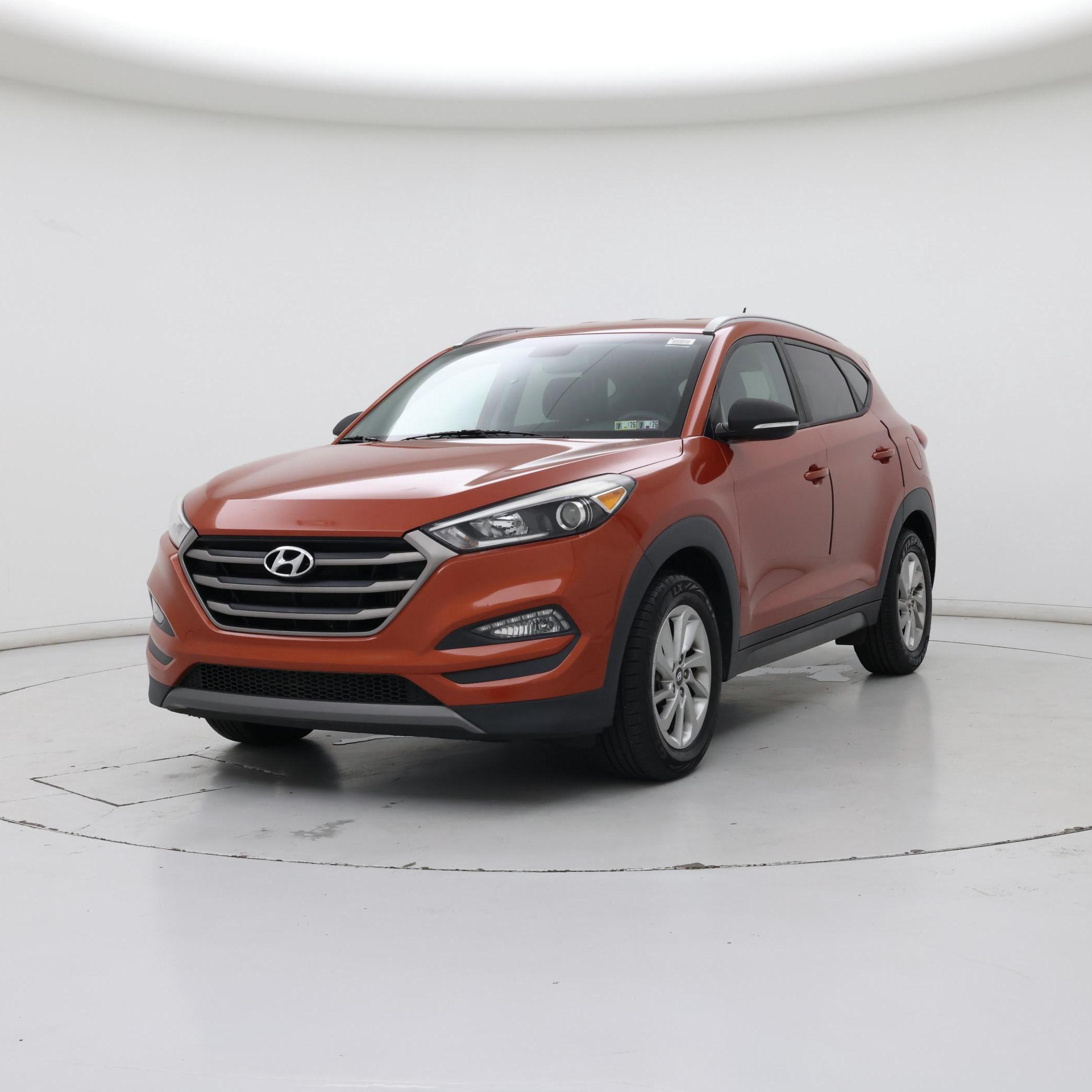 Thumbnail: 2016 Hyundai Tucson - 4