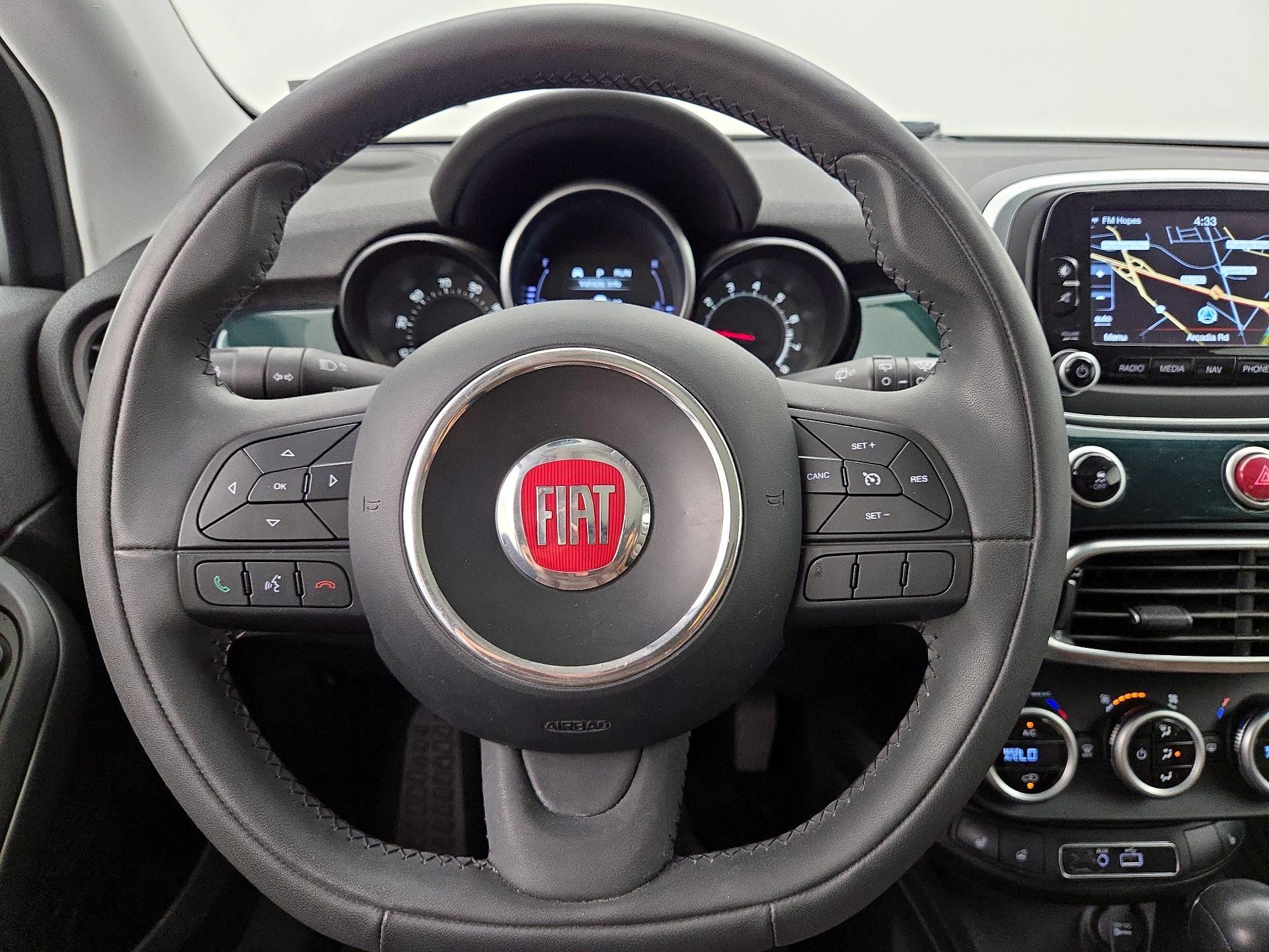 Thumbnail: 2016 Fiat 500X - 10
