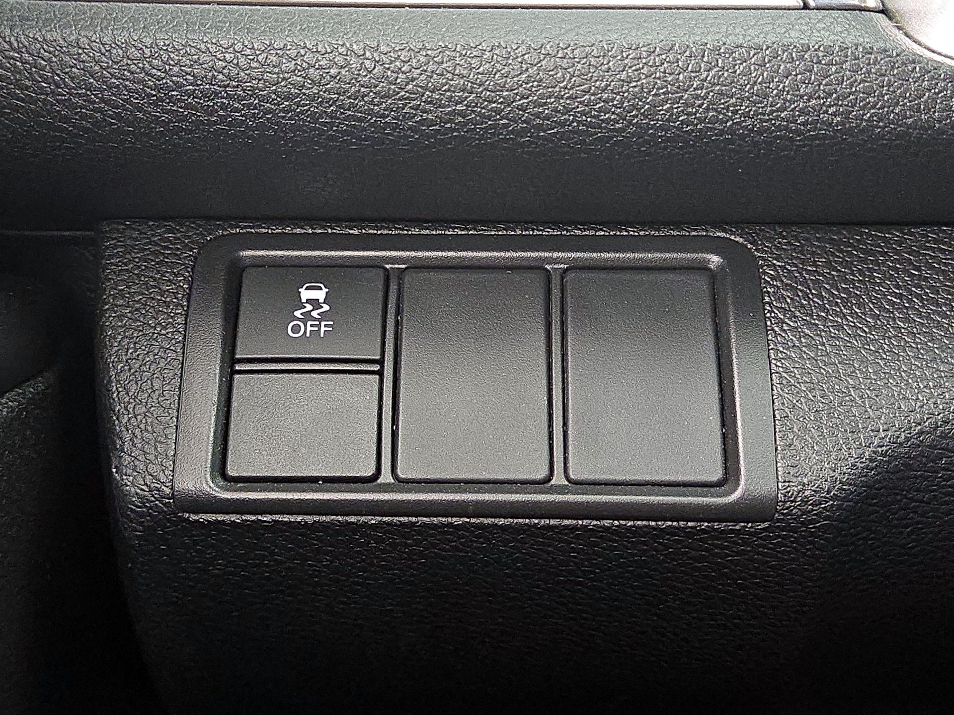 Thumbnail: 2016 Honda Civic - 13