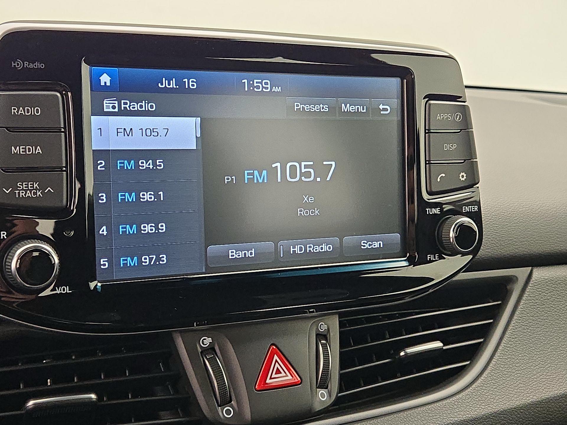 Thumbnail: 2018 Hyundai Elantra - 15