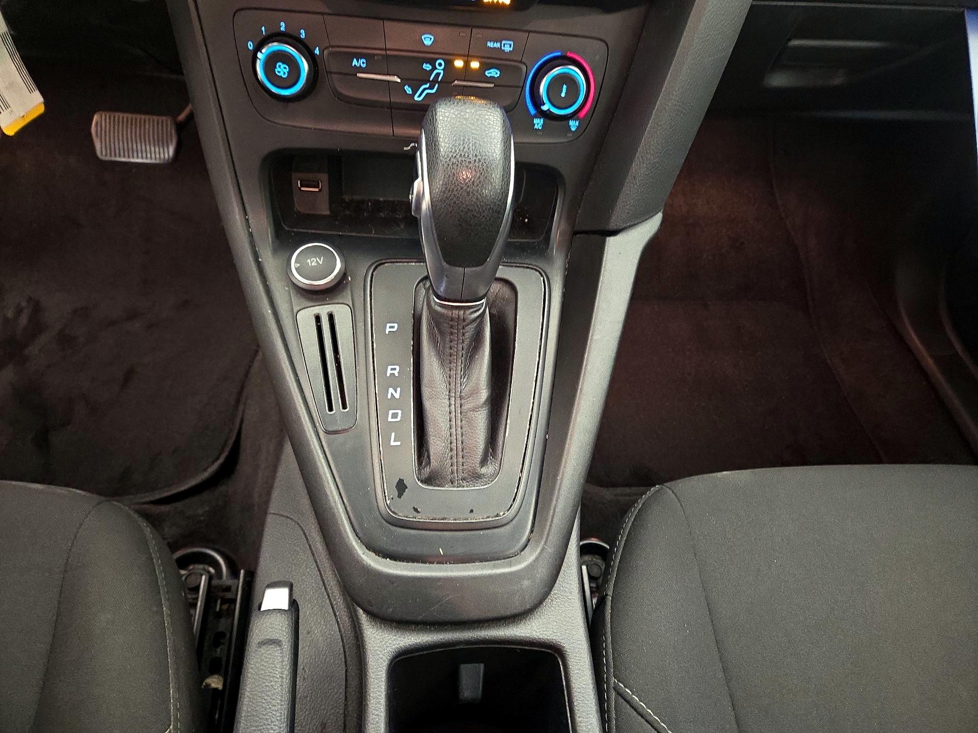 Thumbnail: 2017 Ford Focus - 17