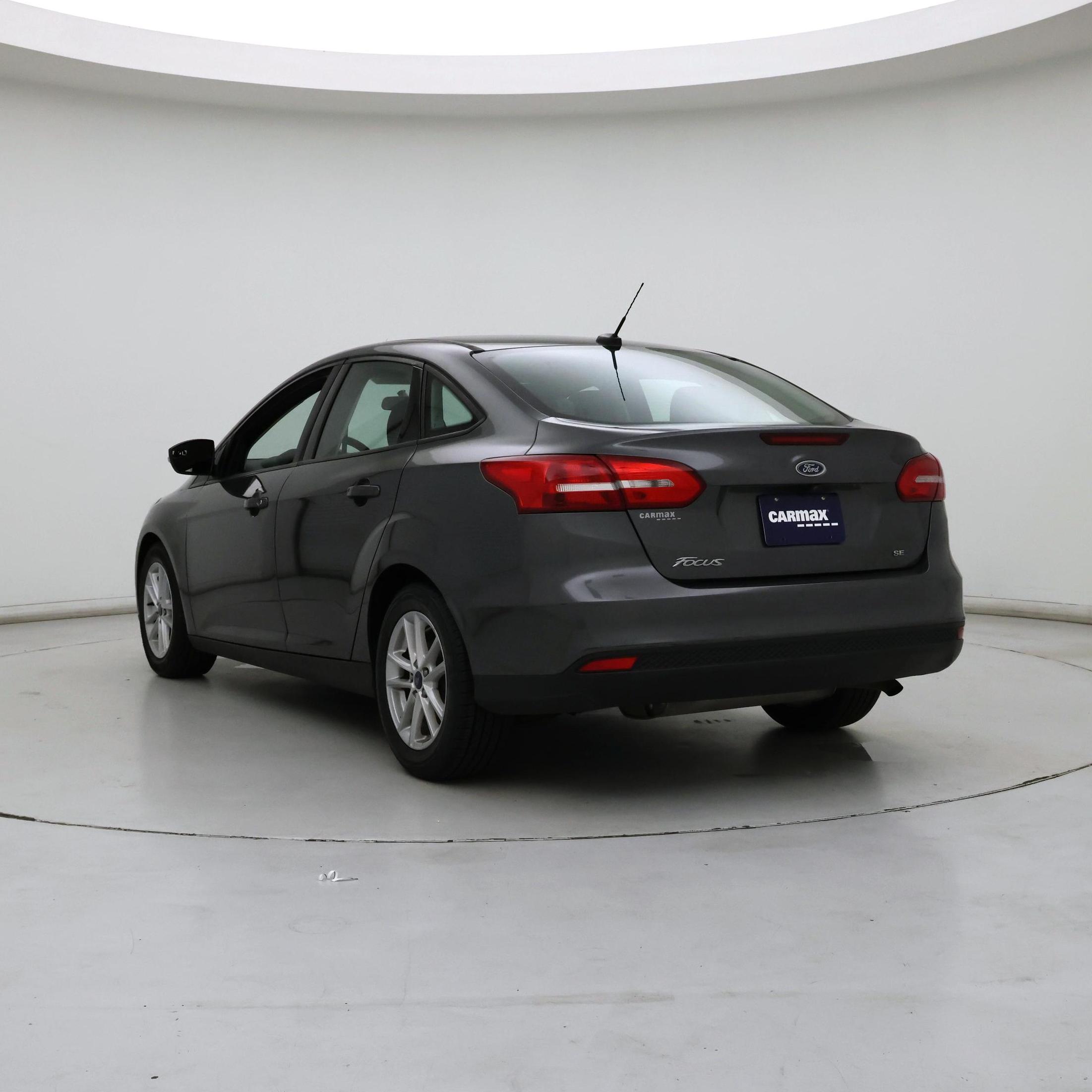 Thumbnail: 2017 Ford Focus - 2