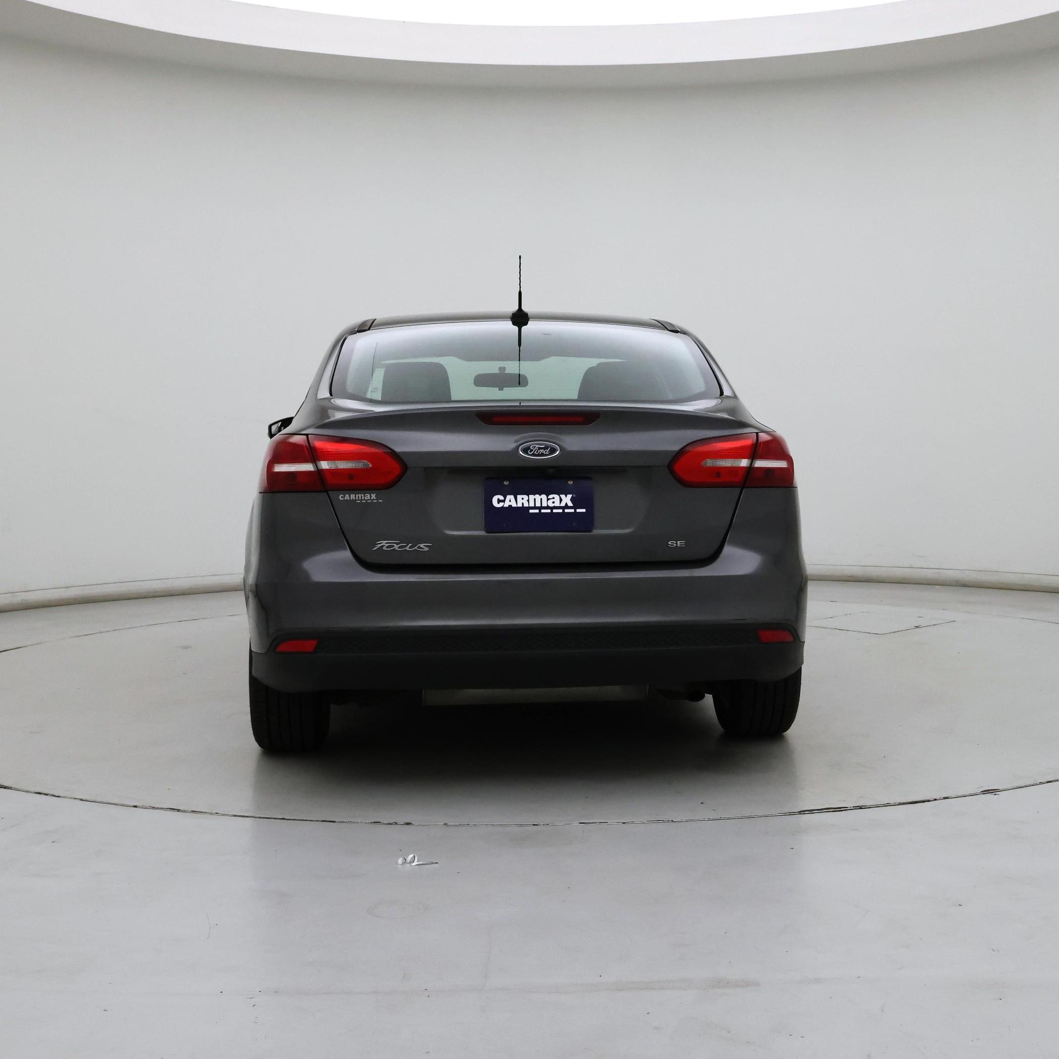 Thumbnail: 2017 Ford Focus - 6