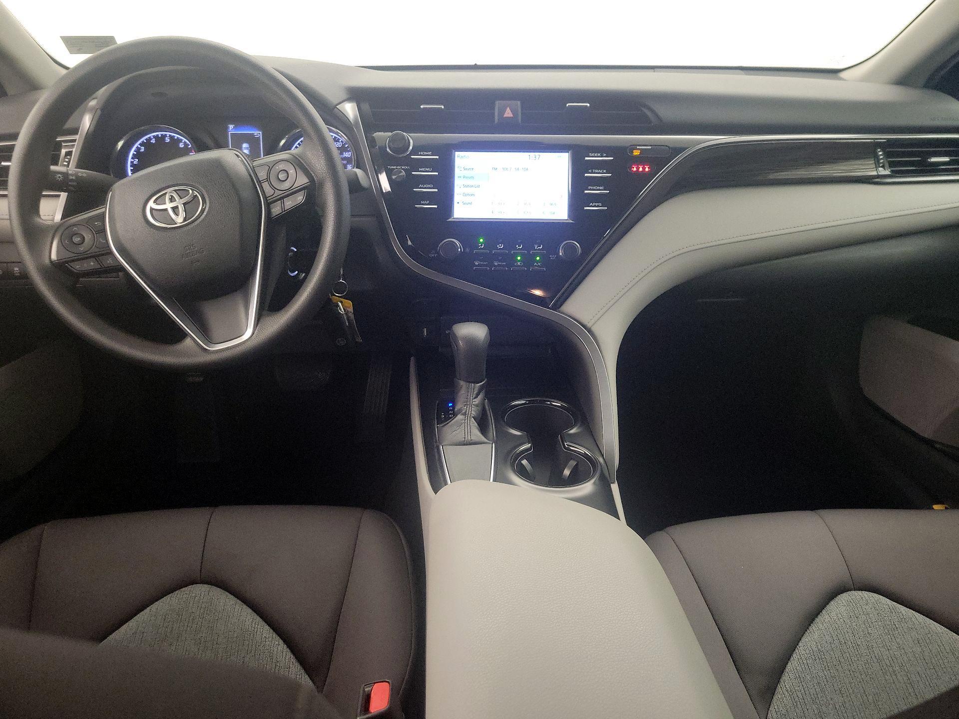 Thumbnail: 2019 Toyota Camry - 9