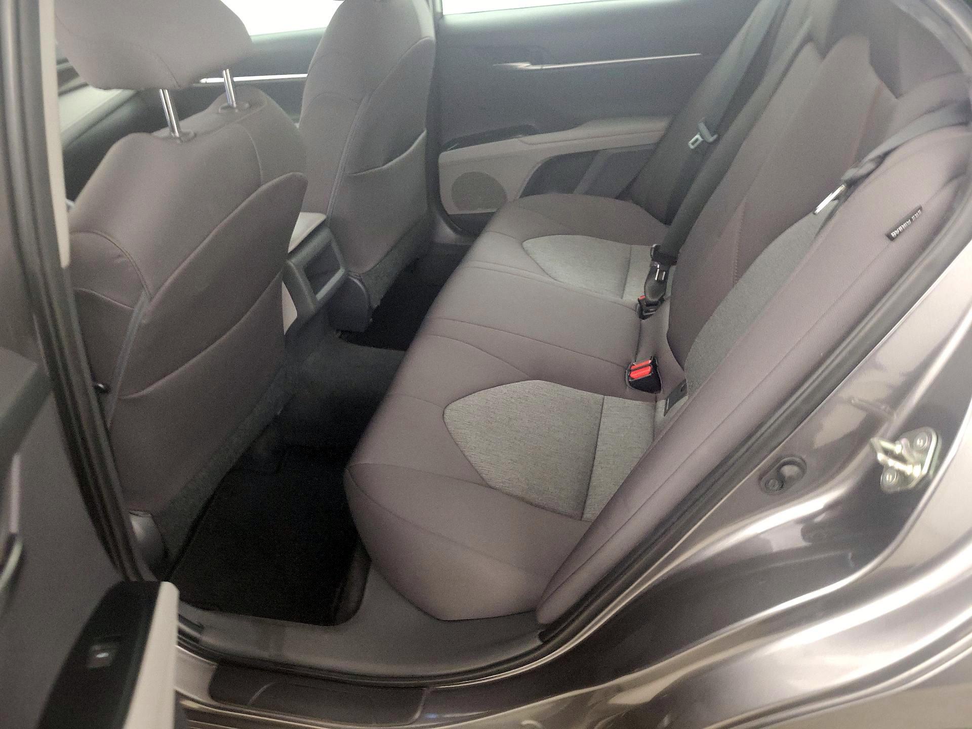 Thumbnail: 2019 Toyota Camry - 19