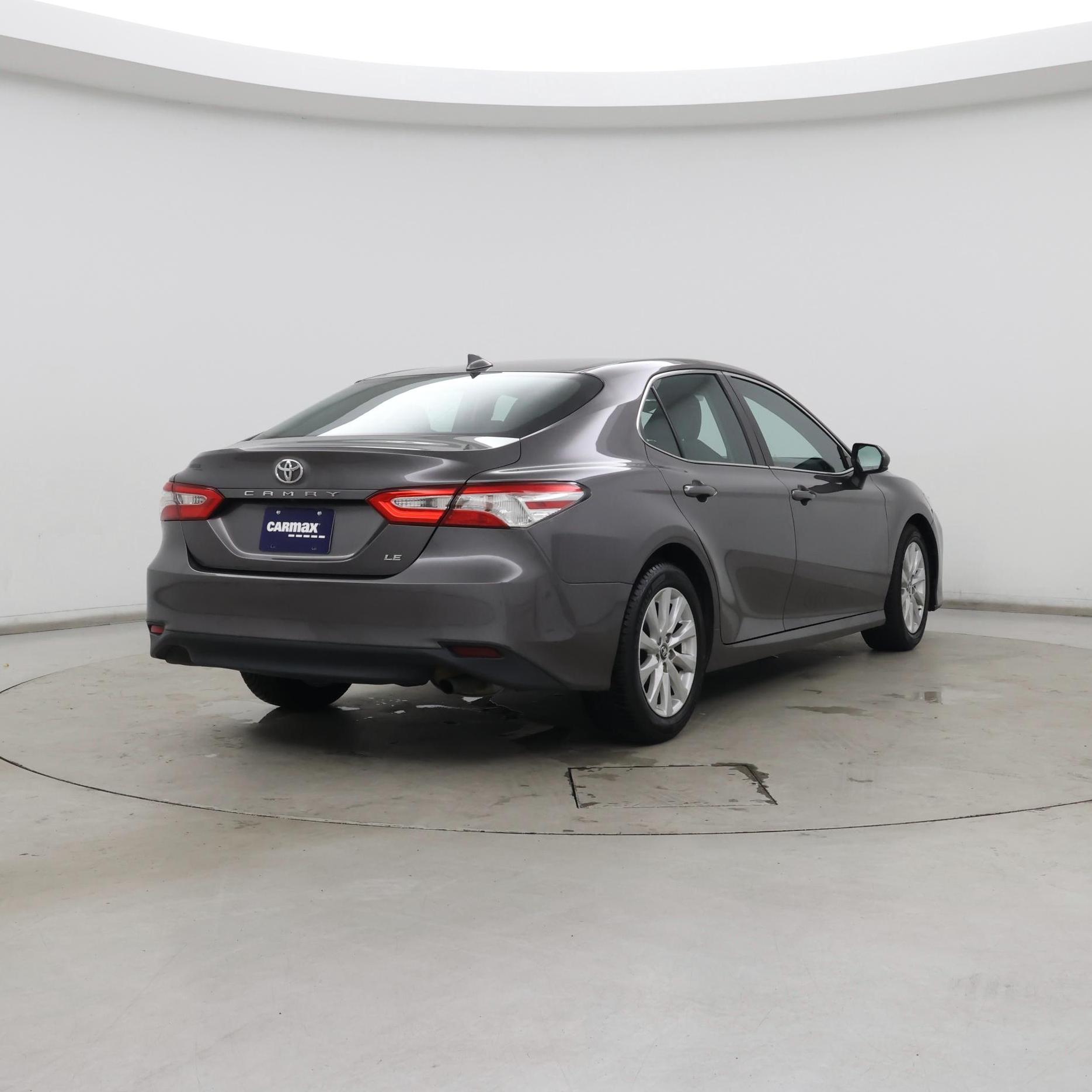 Thumbnail: 2019 Toyota Camry - 8