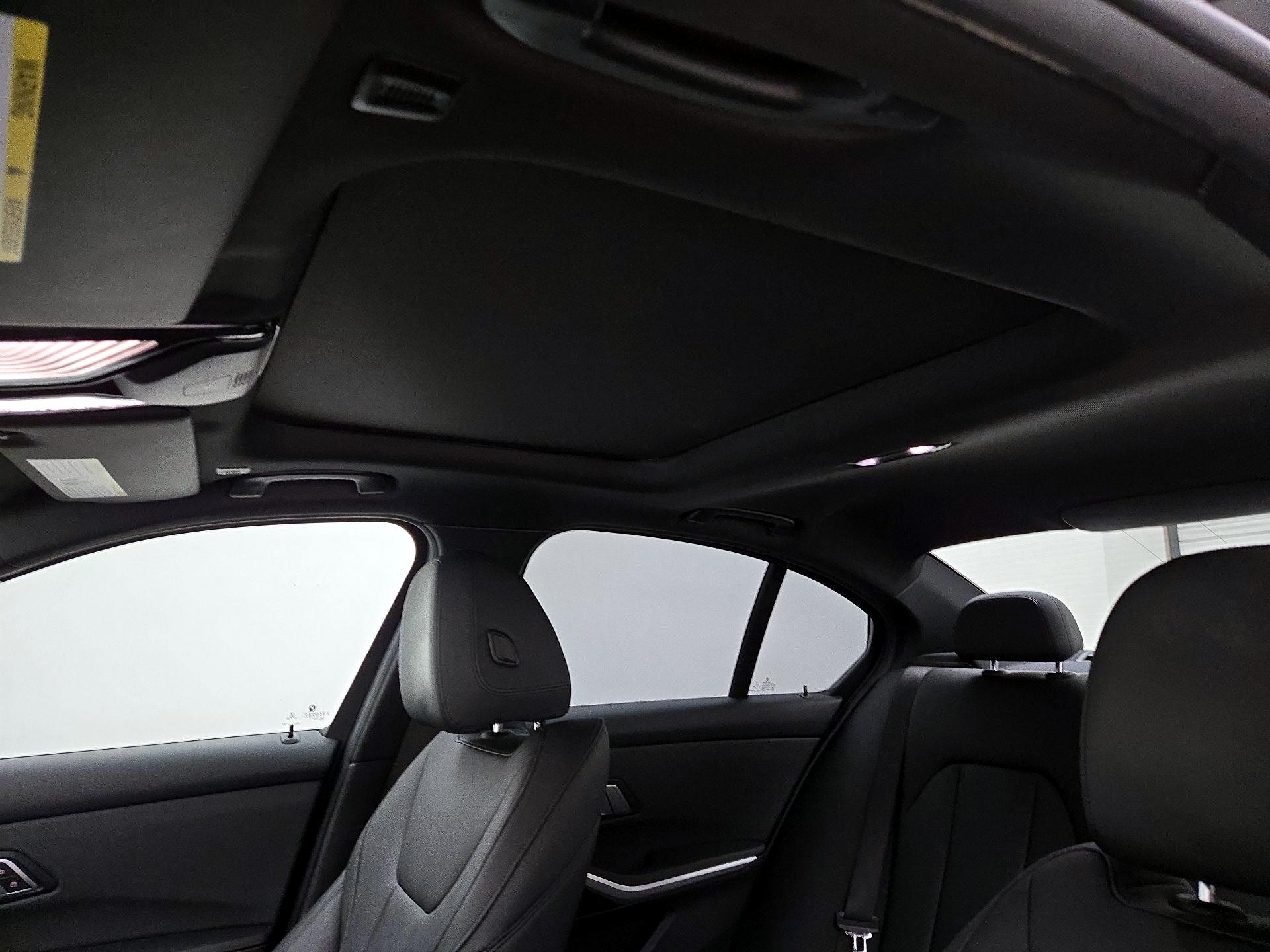 Thumbnail: 2020 BMW 3 Series - 19