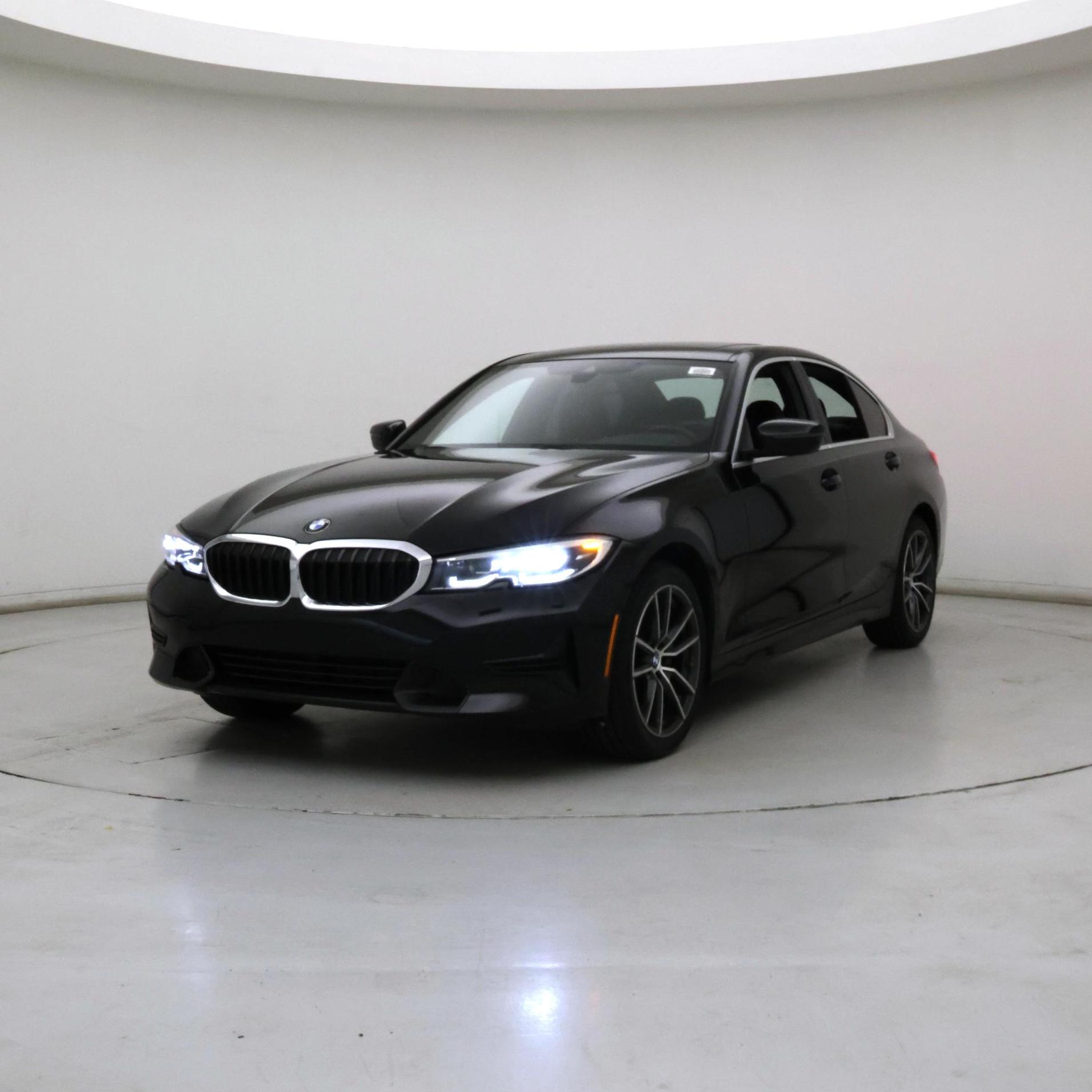 Thumbnail: 2020 BMW 3 Series - 4