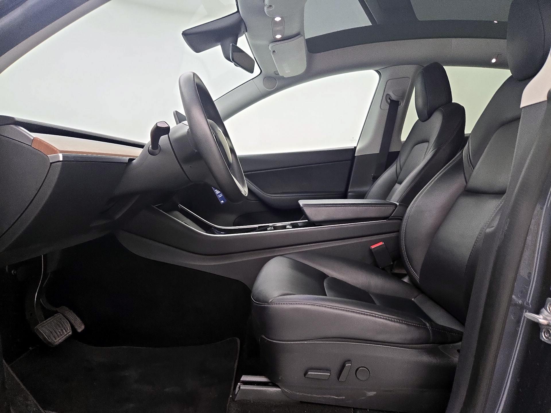 Thumbnail: 2020 Tesla Model Y - 11