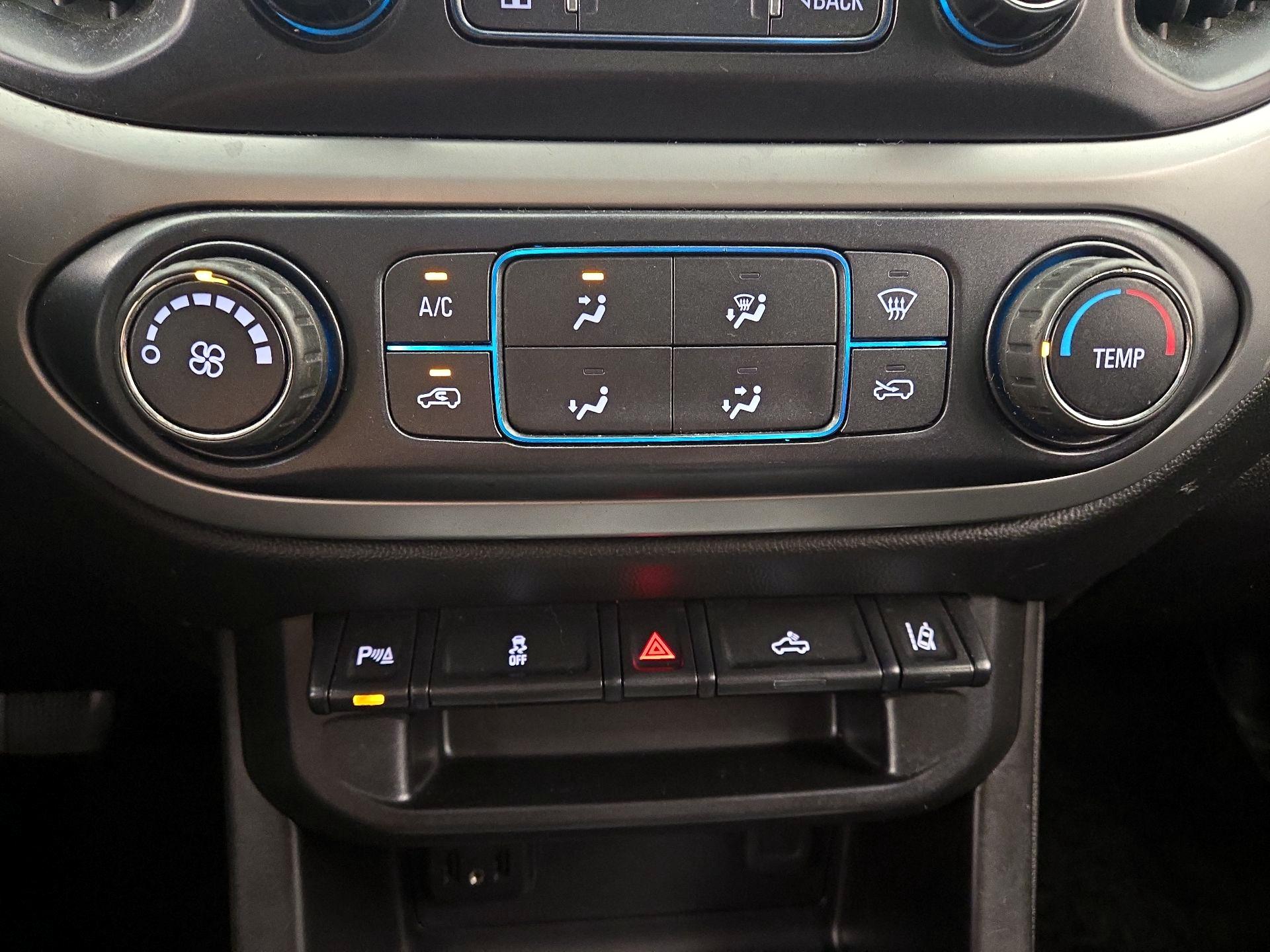 Thumbnail: 2021 Chevrolet Colorado - 16