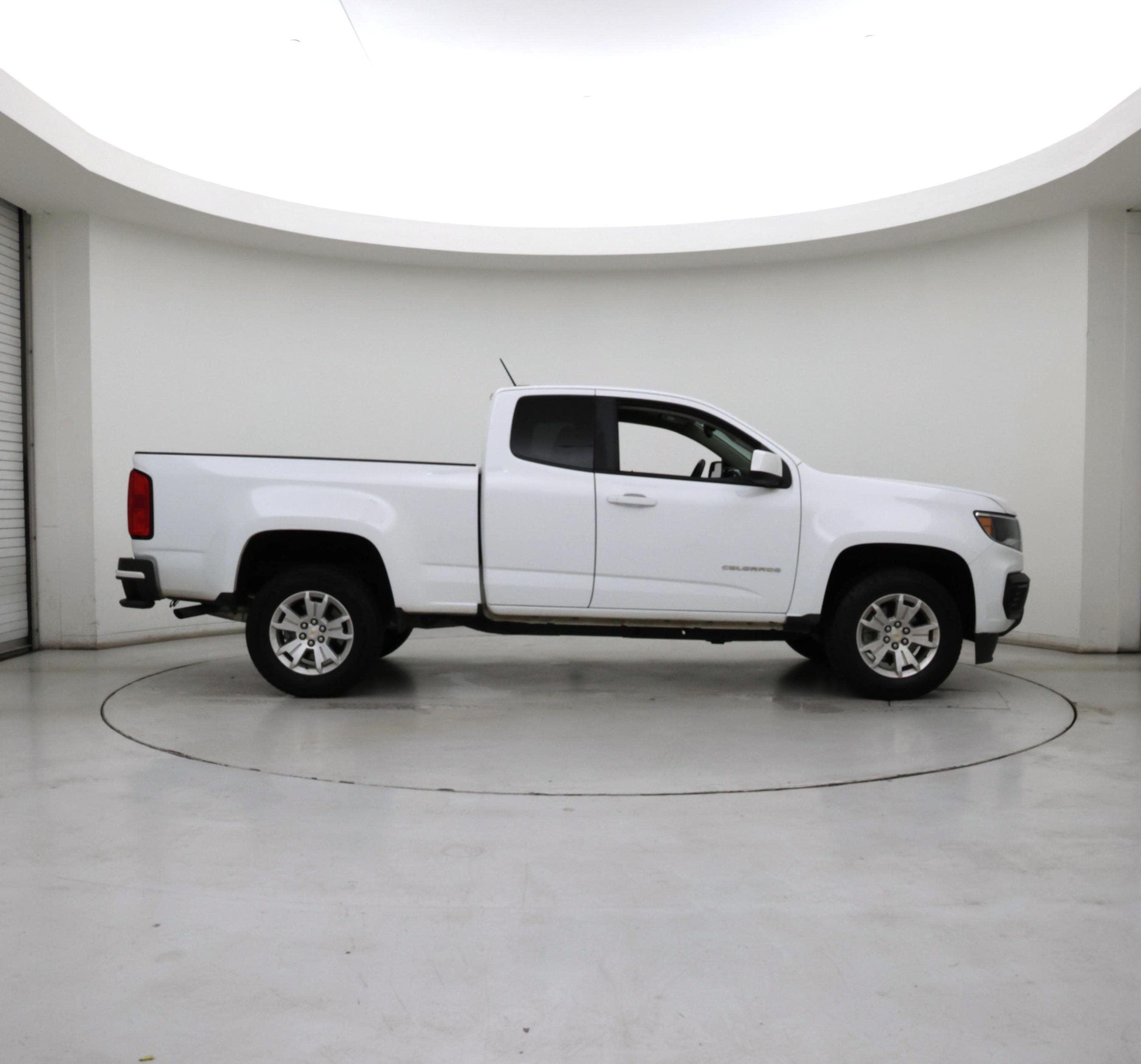 Thumbnail: 2021 Chevrolet Colorado - 7