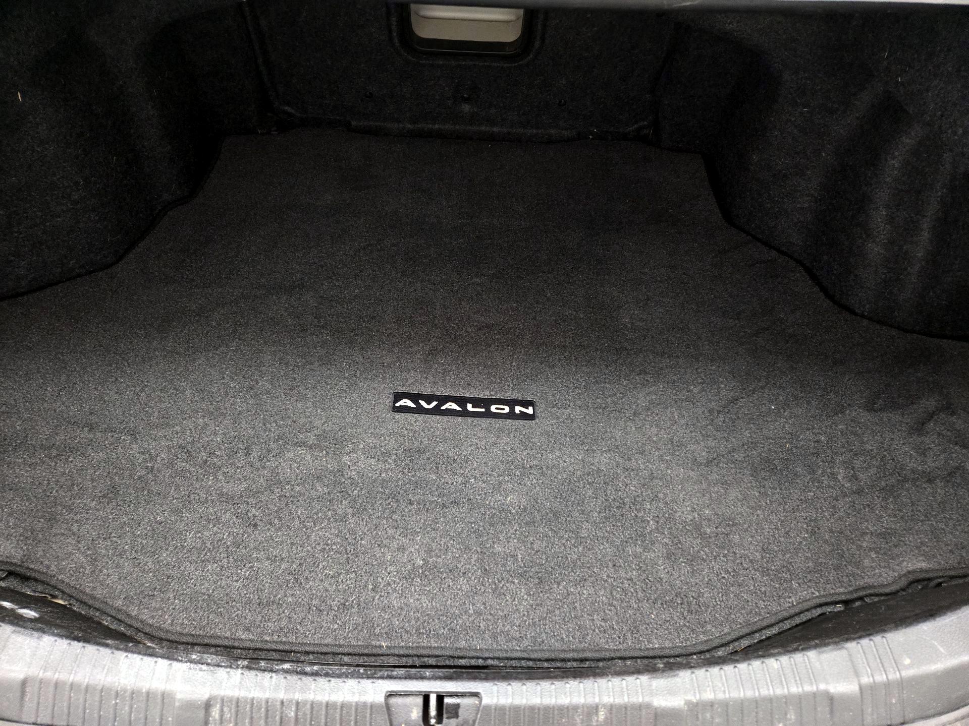 Thumbnail: 2013 Toyota Avalon - 19