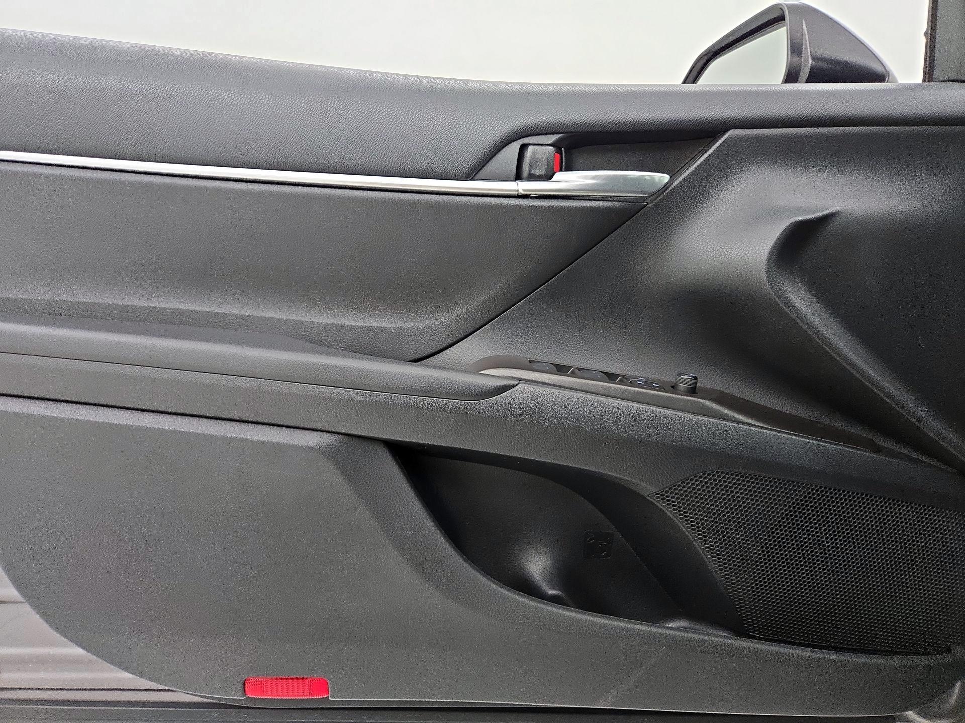 Thumbnail: 2021 Toyota Camry - 12