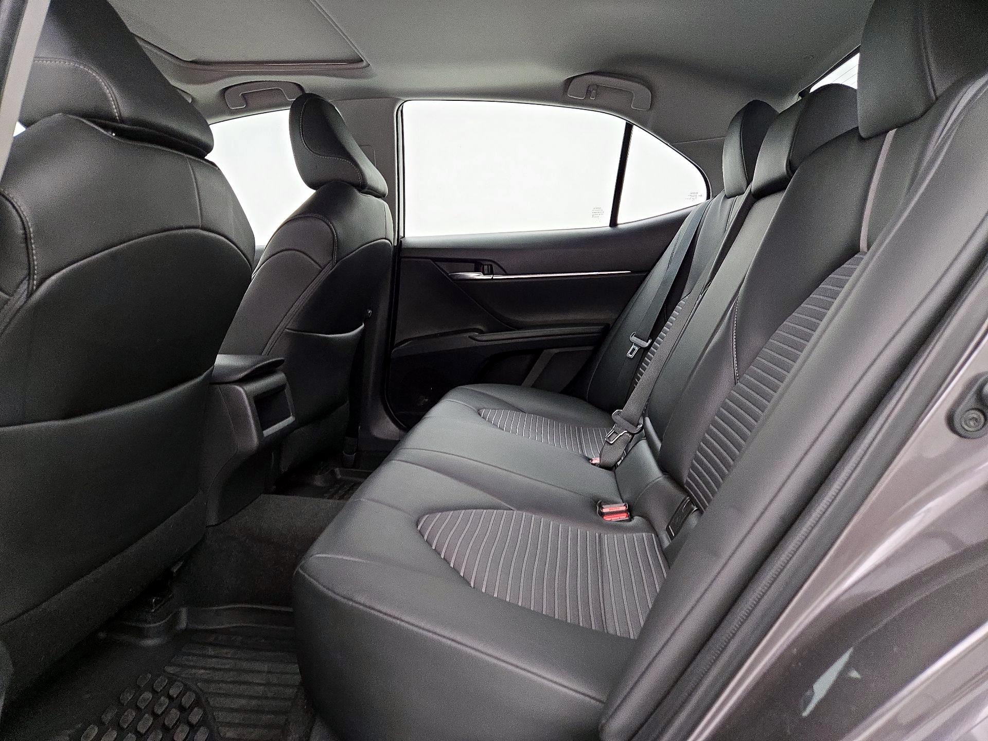 Thumbnail: 2021 Toyota Camry - 20