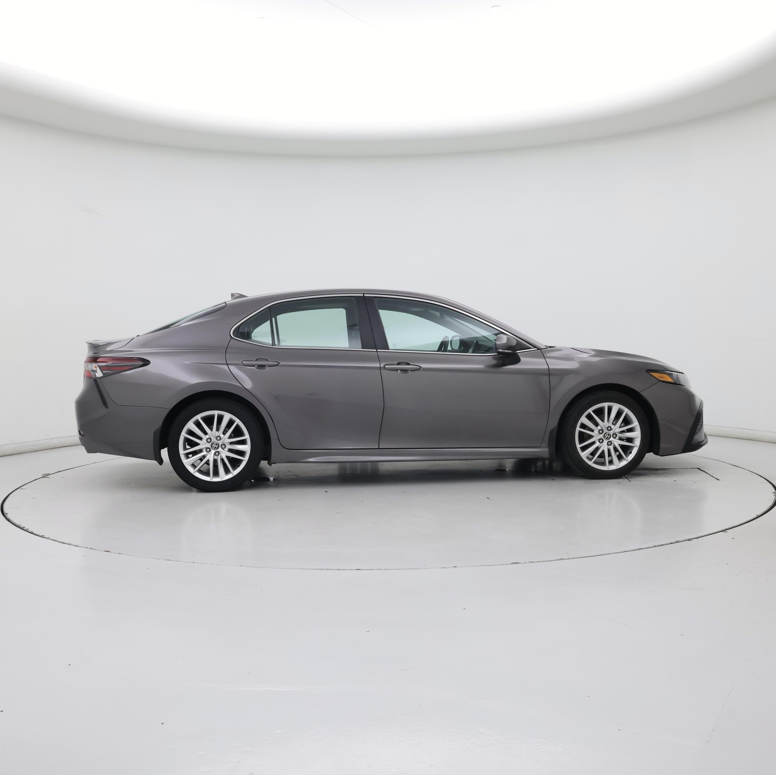 Thumbnail: 2021 Toyota Camry - 7