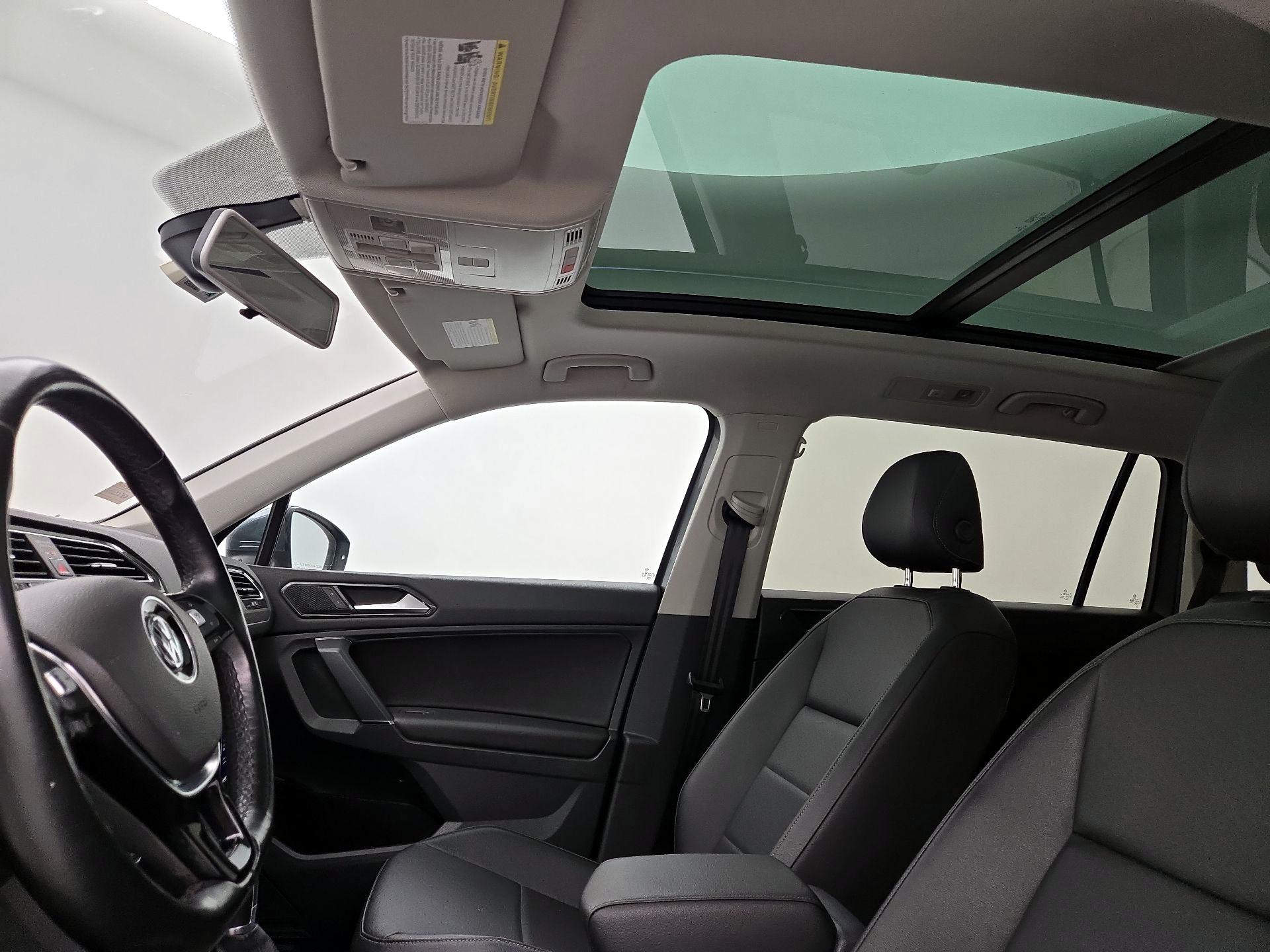 Thumbnail: 2018 Volkswagen Tiguan - 20