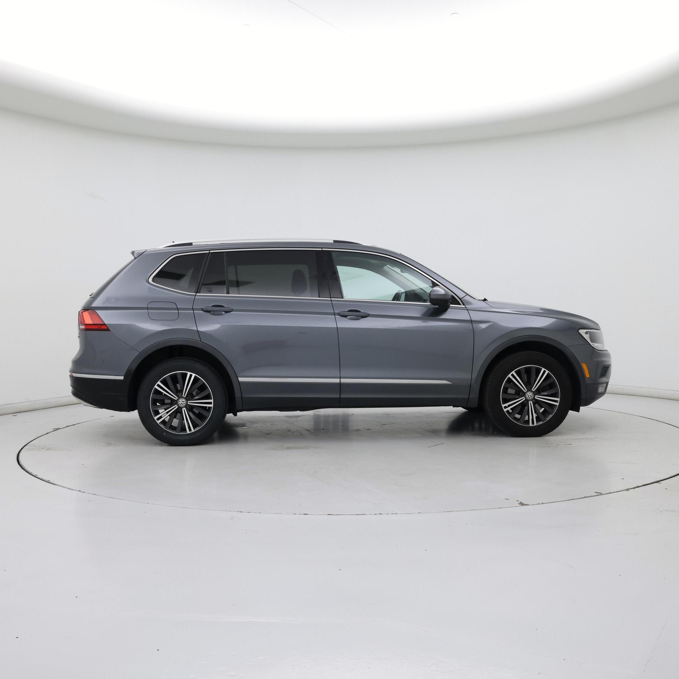 Thumbnail: 2018 Volkswagen Tiguan - 7
