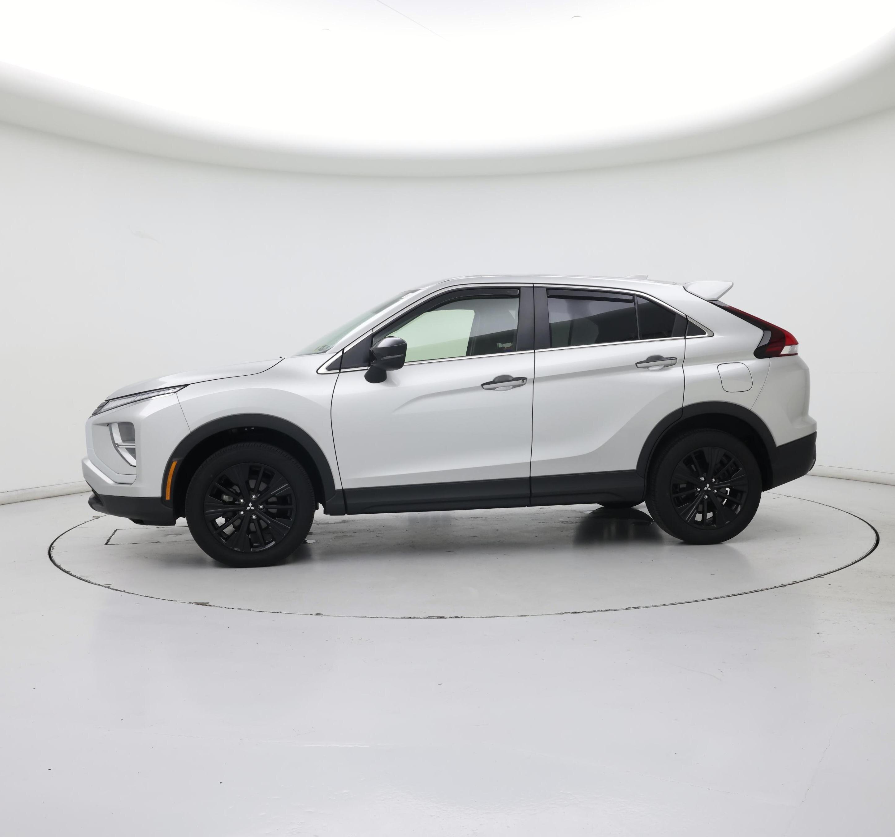 Thumbnail: 2022 Mitsubishi Eclipse Cross - 3
