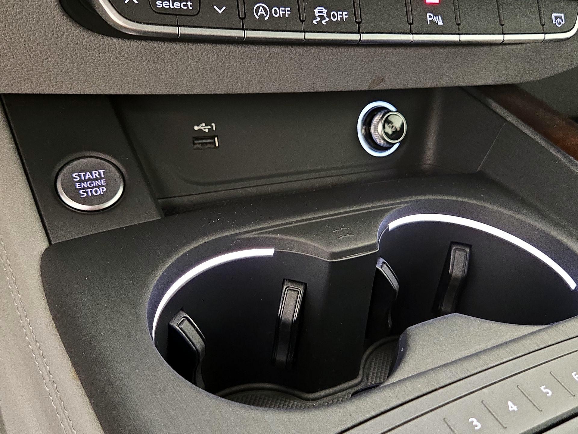 Thumbnail: 2019 Audi A4 - 17