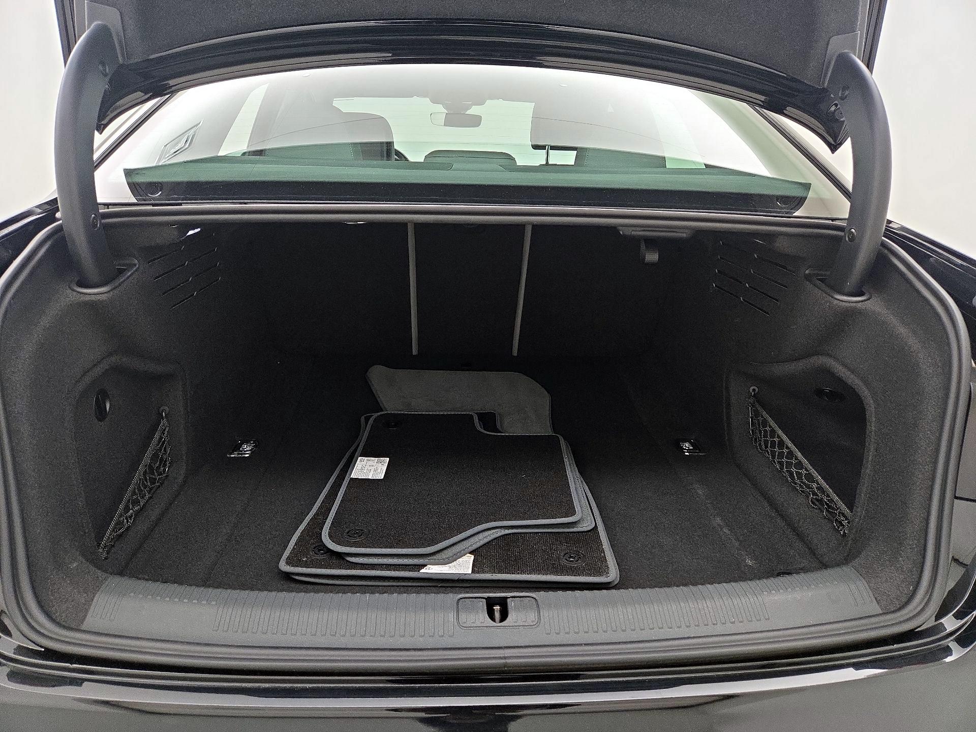Thumbnail: 2019 Audi A4 - 20