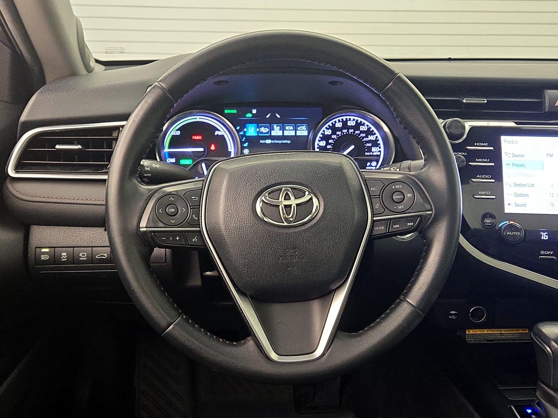 Thumbnail: 2018 Toyota Camry - 10