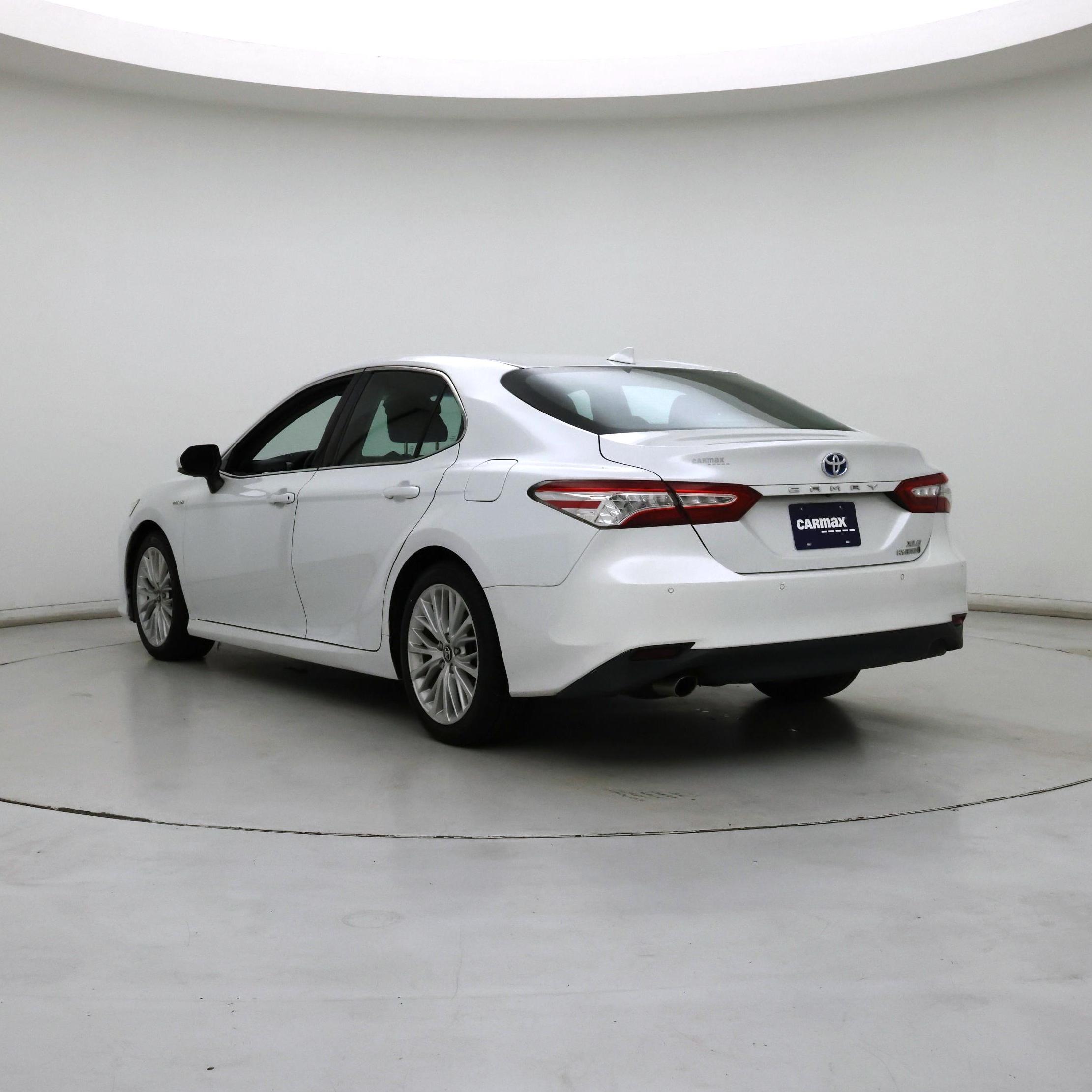 Thumbnail: 2018 Toyota Camry - 2