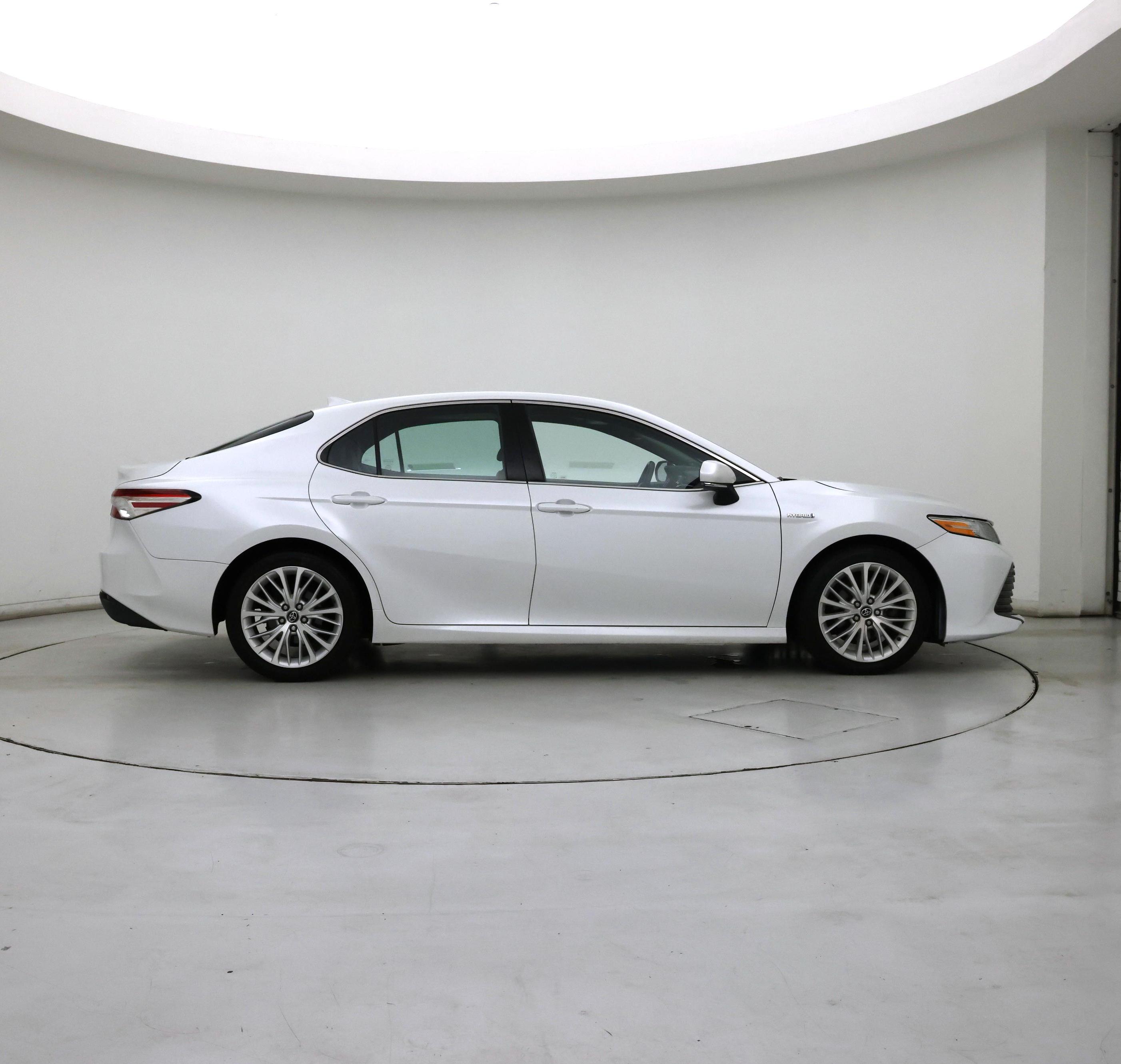 Thumbnail: 2018 Toyota Camry - 7