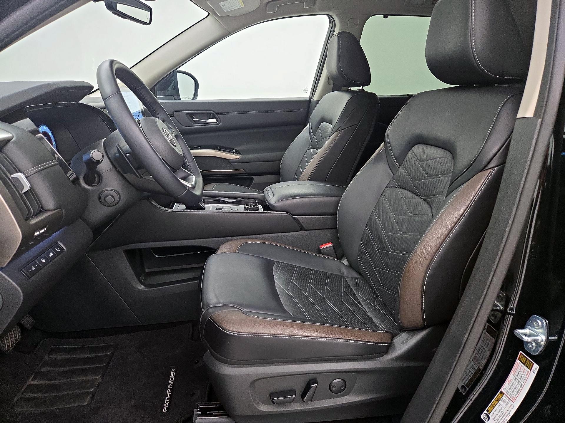 Thumbnail: 2024 Nissan Pathfinder - 11