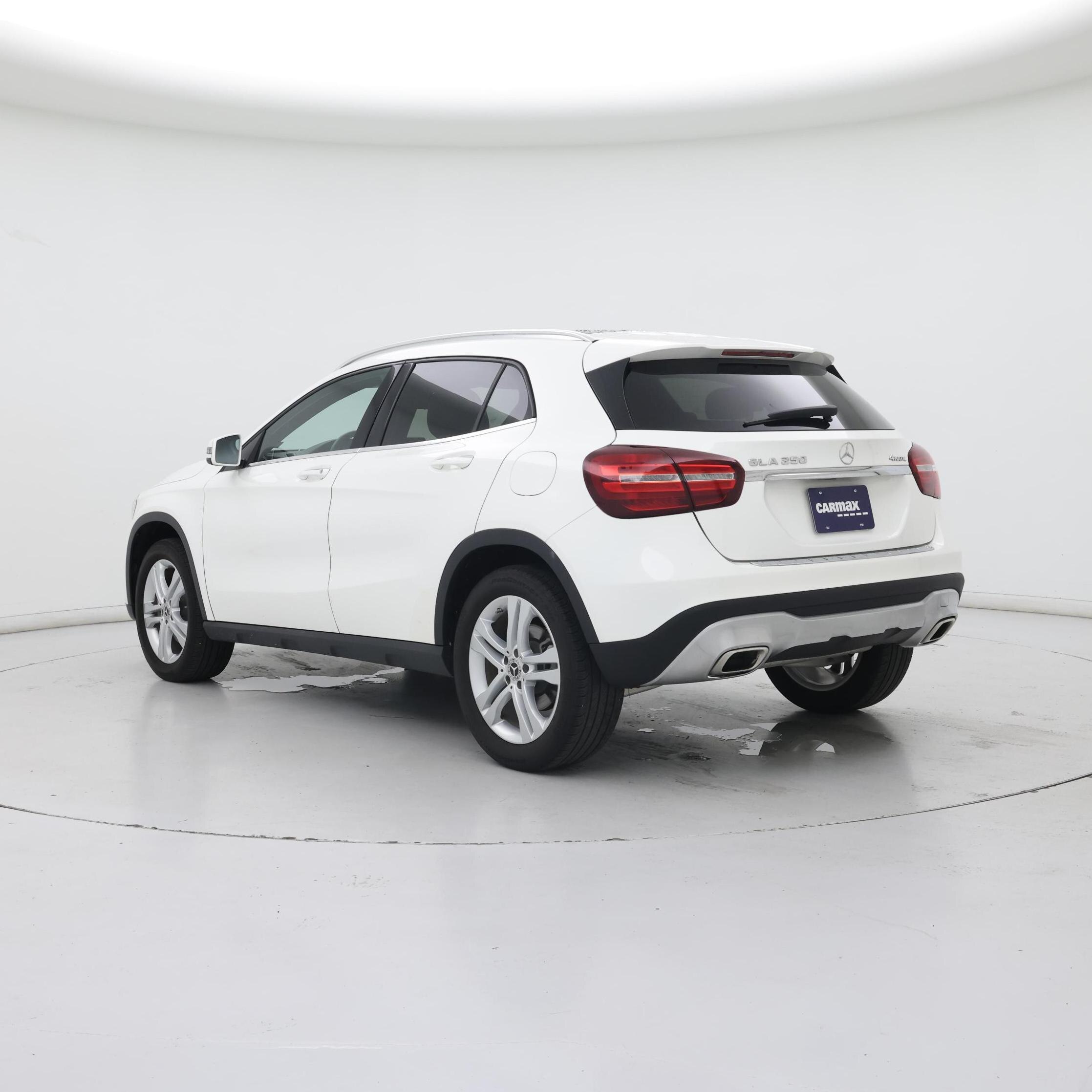 Thumbnail: 2019 Mercedes-Benz GLA - 2