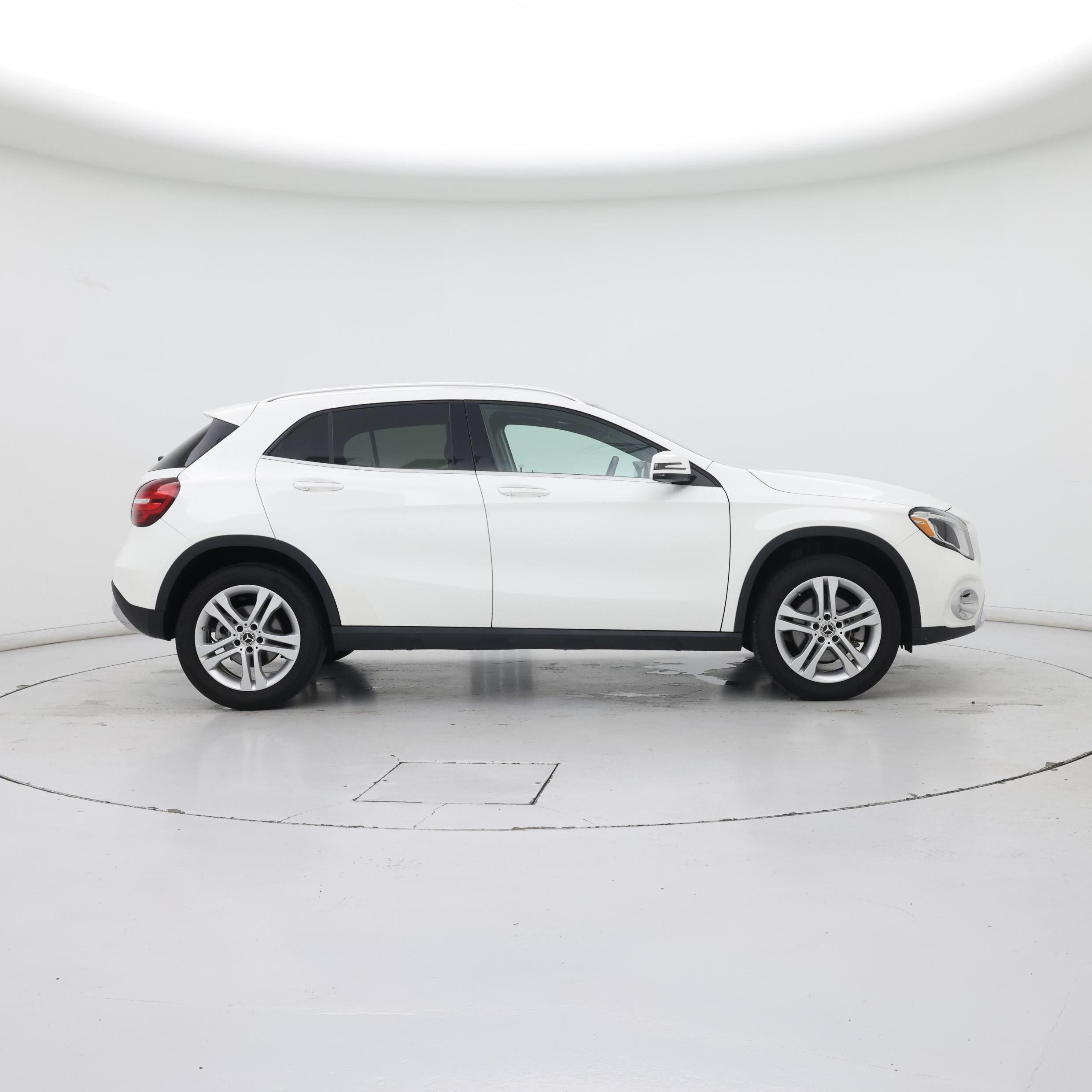 Thumbnail: 2019 Mercedes-Benz GLA - 7