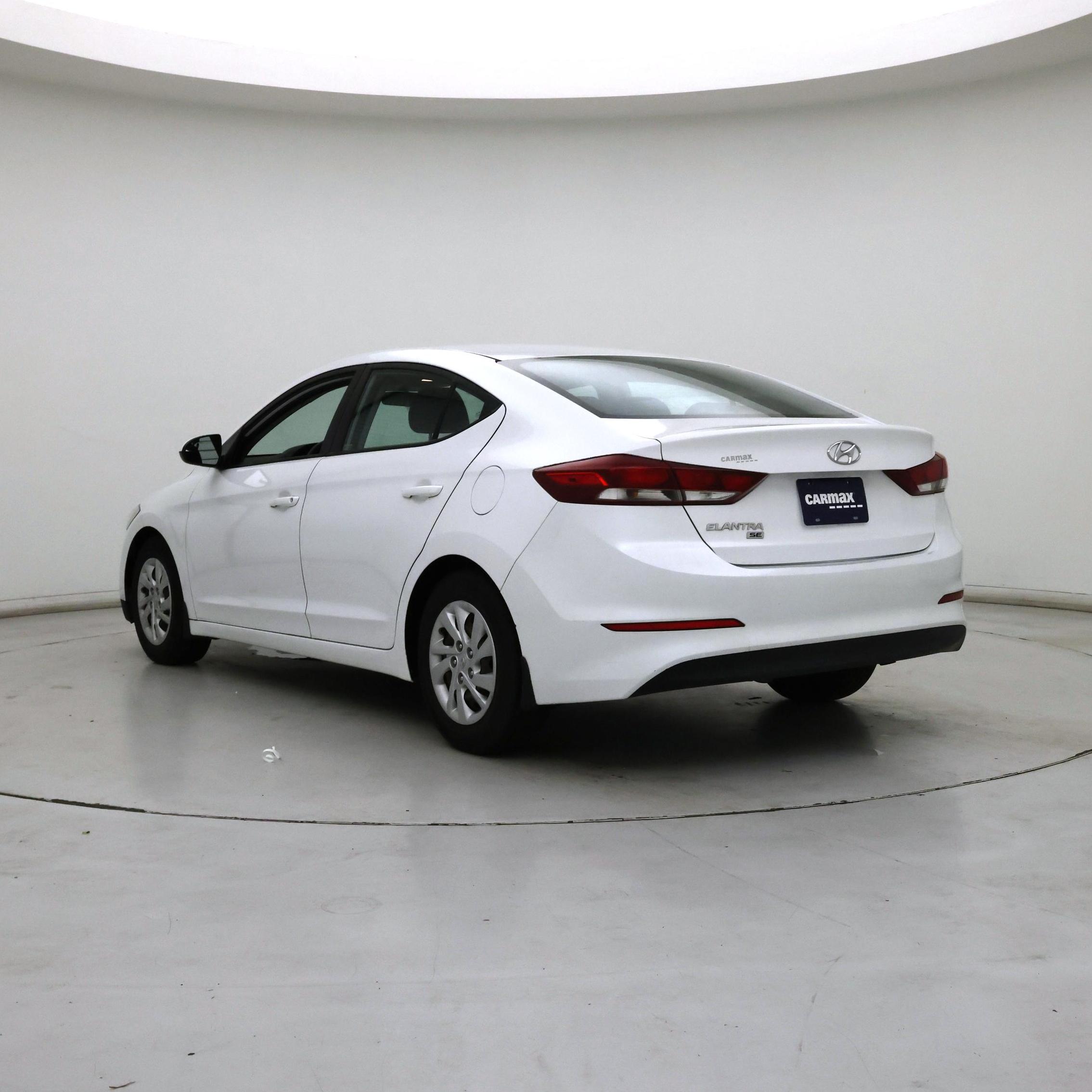 Thumbnail: 2018 Hyundai Elantra - 2