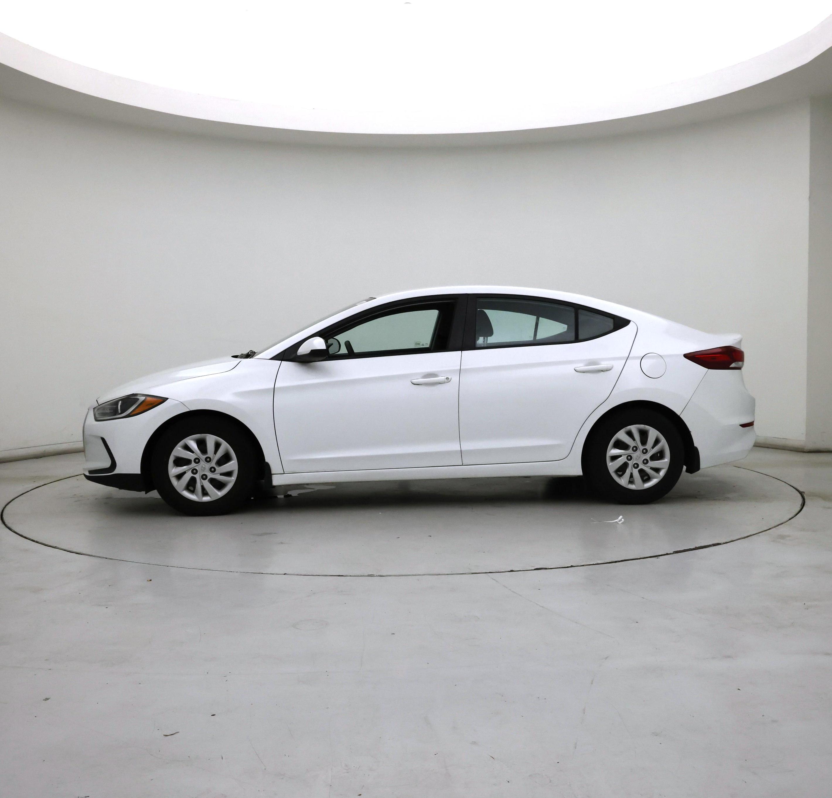 Thumbnail: 2018 Hyundai Elantra - 3