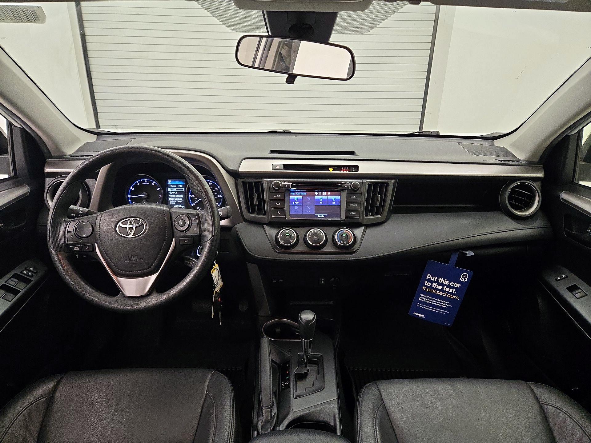 Thumbnail: 2017 Toyota RAV4 - 9
