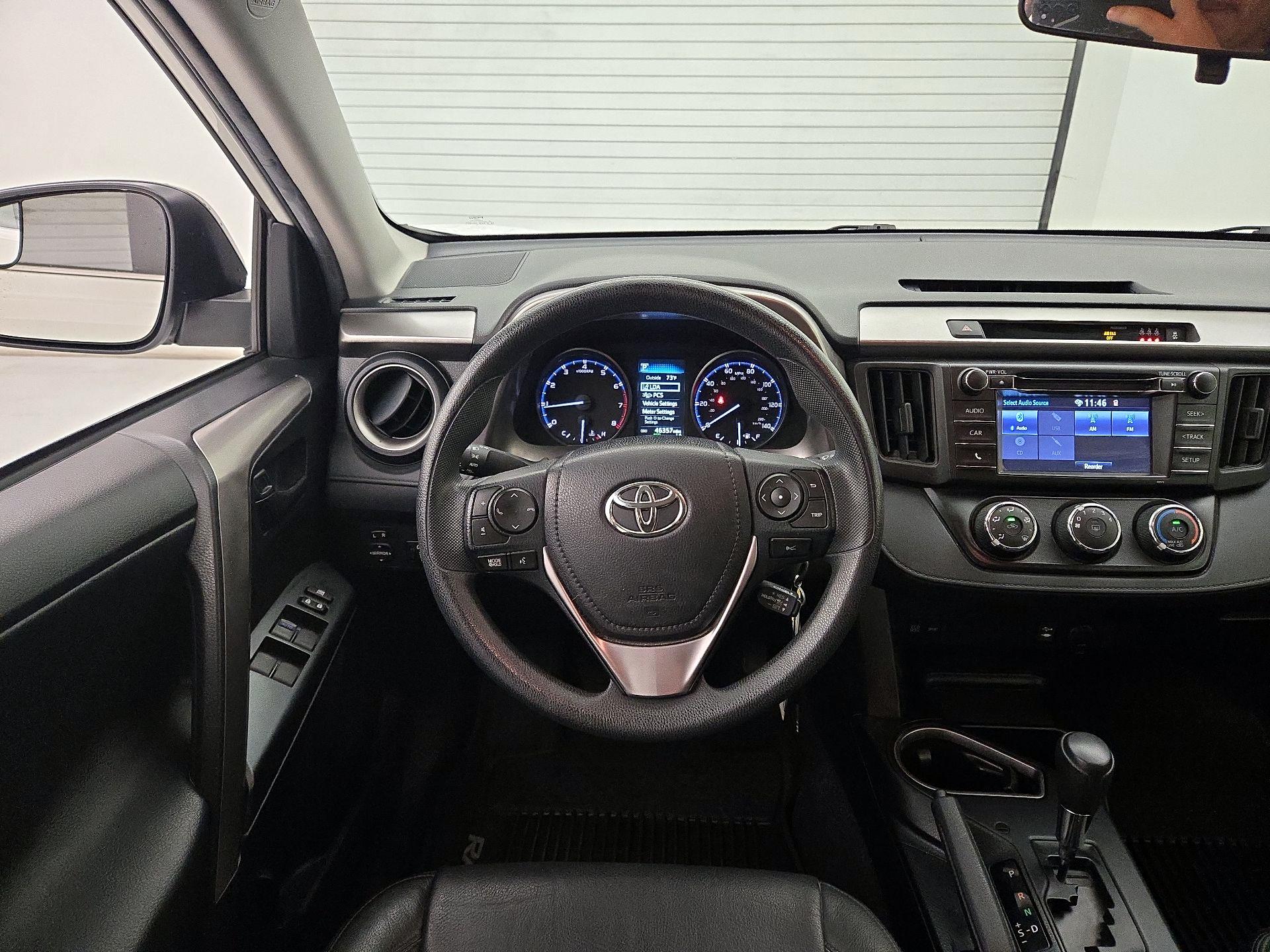 Thumbnail: 2017 Toyota RAV4 - 10