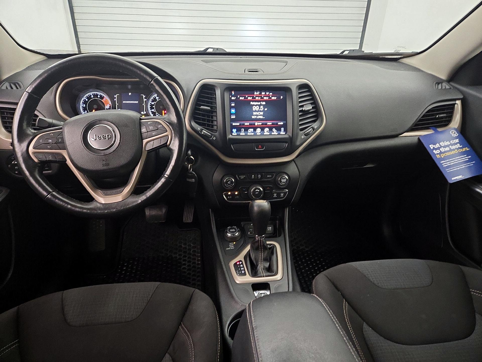 Thumbnail: 2016 Jeep Cherokee - 9