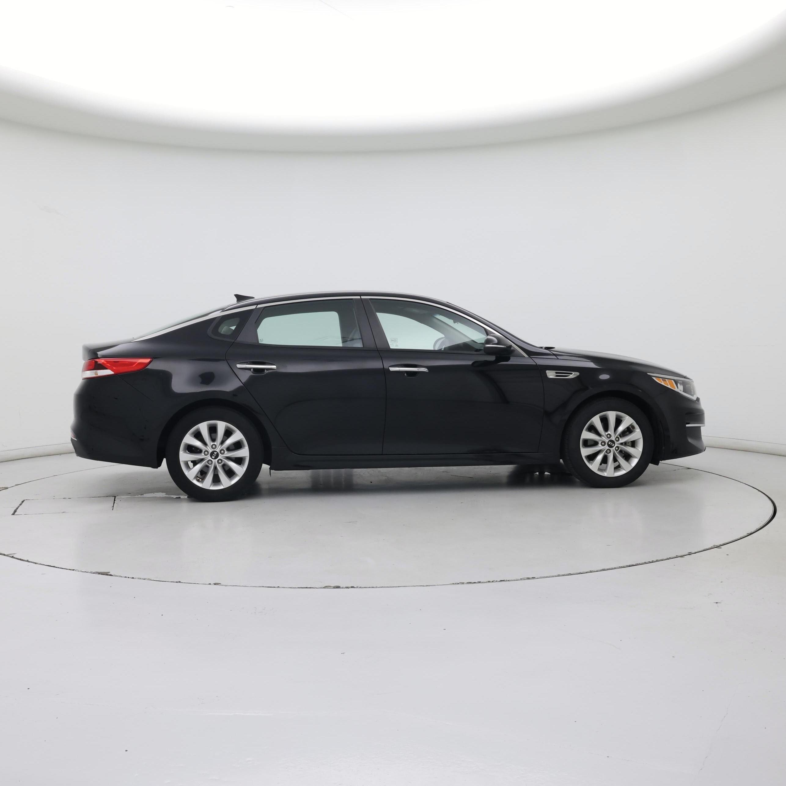 Thumbnail: 2018 Kia Optima - 7